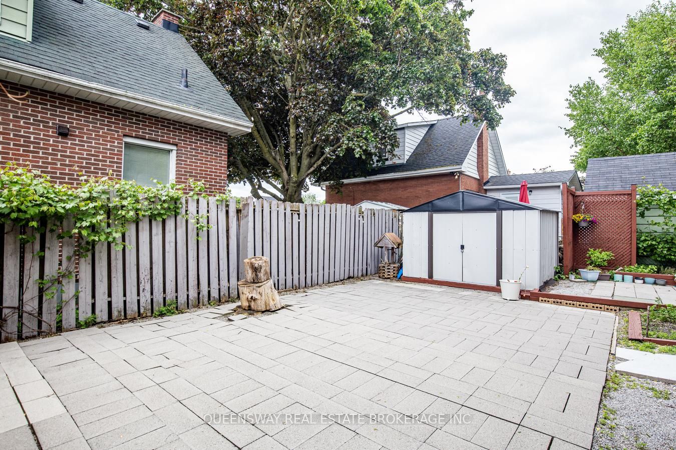 340 French Street Property Photo 42