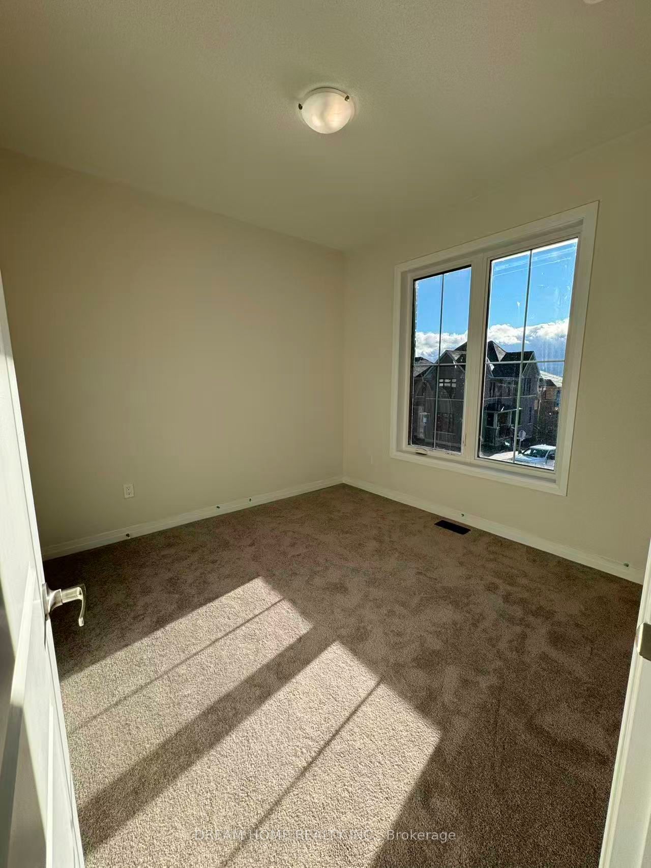 1080 Pisces Trail Property Photo 4