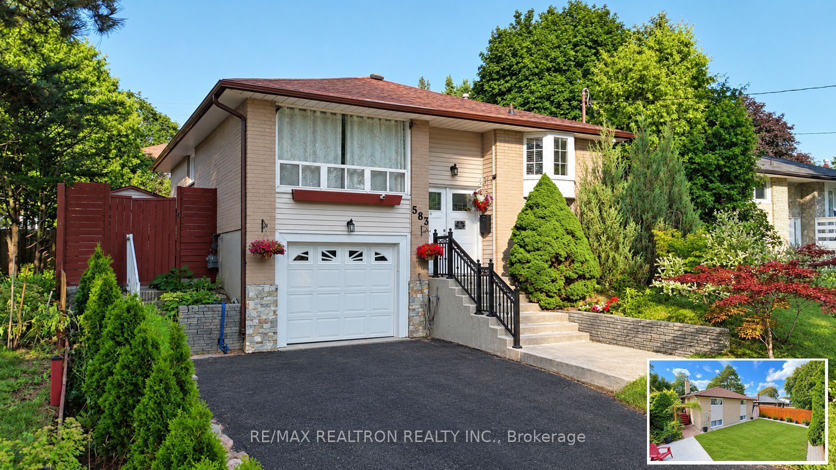 583 Pinewood Street Property Photo 1