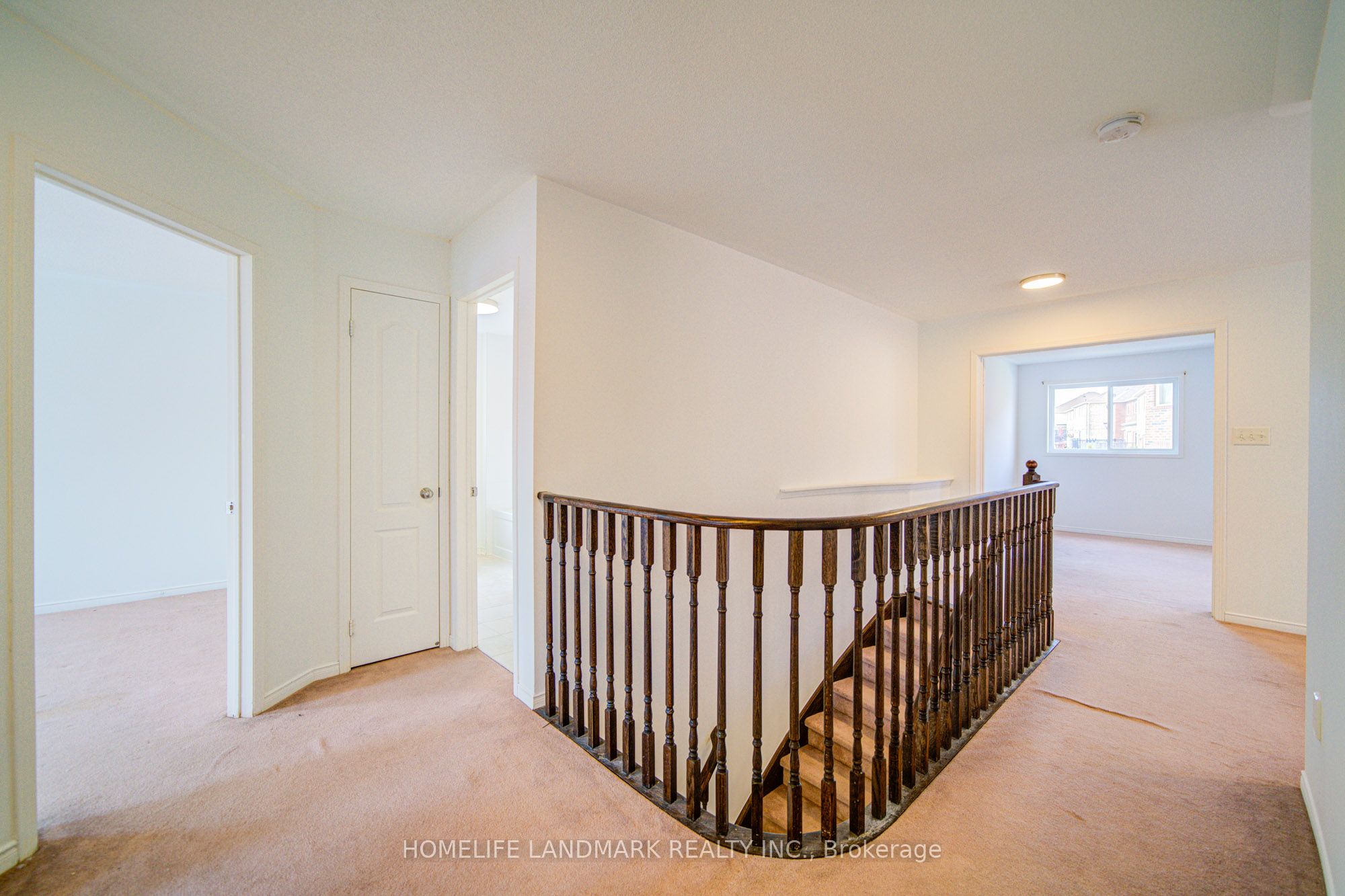 1842 Esterbrook Drive Property Photo 9