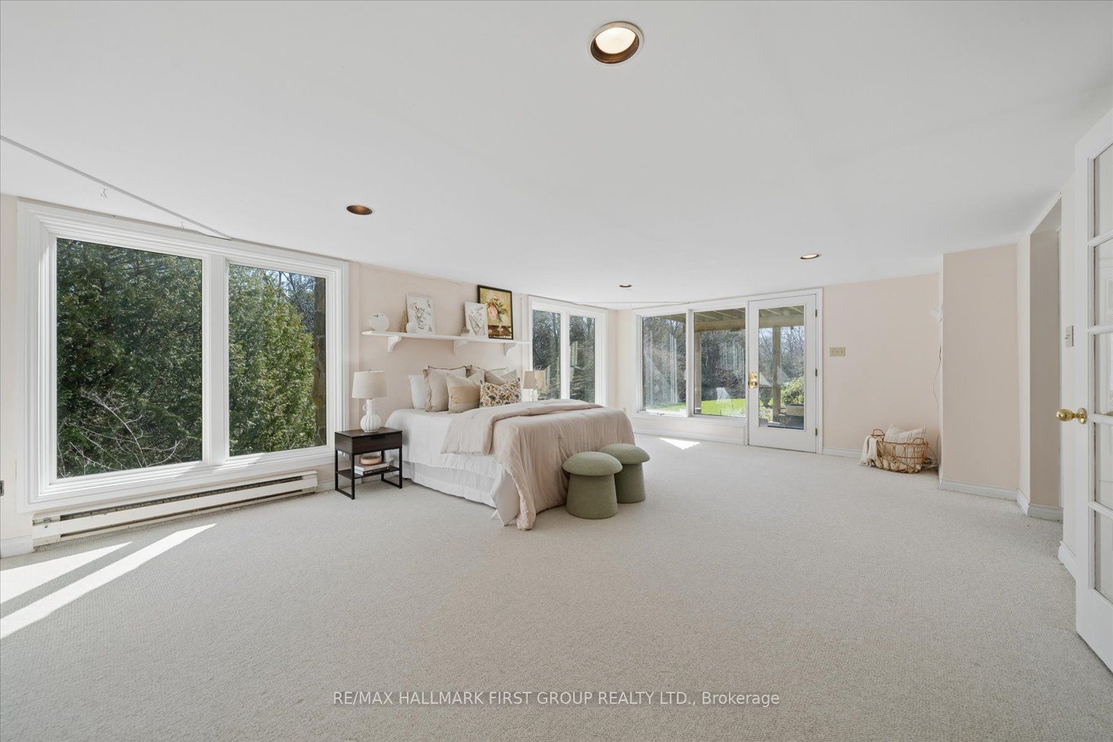 525 Myrtle Road W Property Photo 34