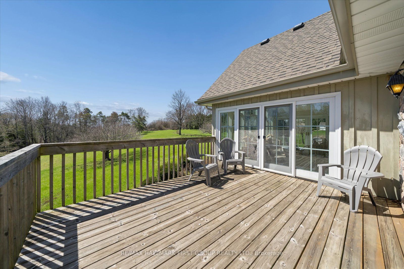 525 Myrtle Road W Property Photo 38
