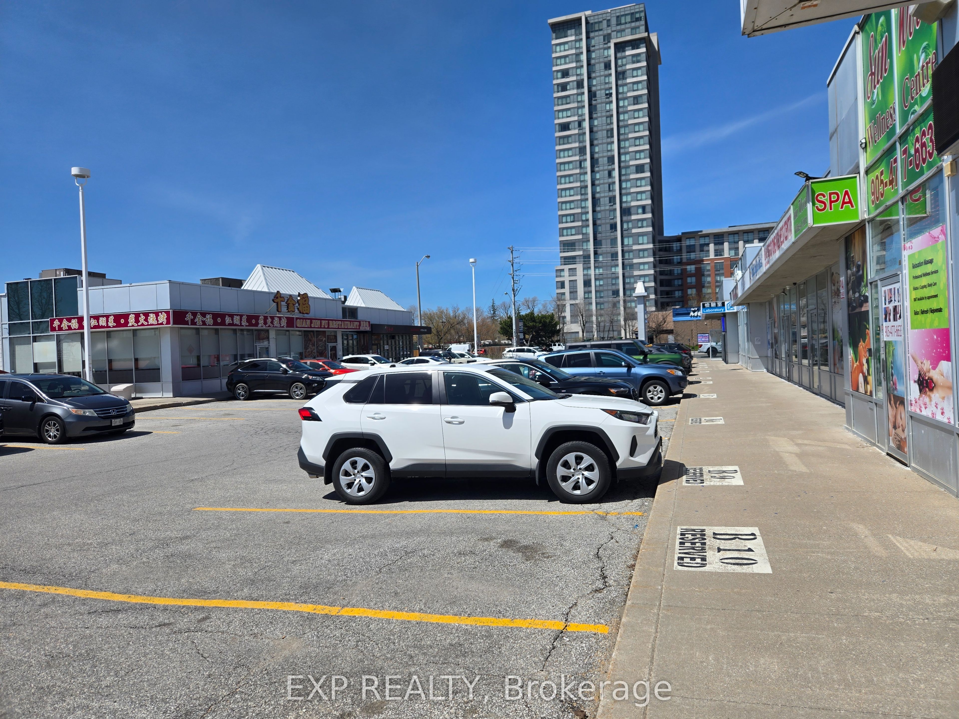 4779 Steeles Avenue E B10 Property Photo 1