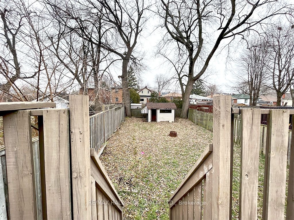 67 Claremore Avenue Property Photo 4