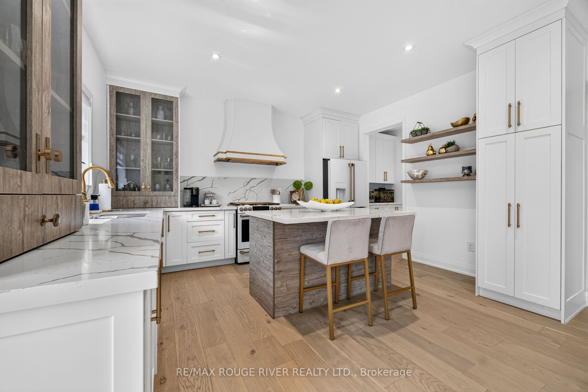 69 Gillett Drive Property Photo 10