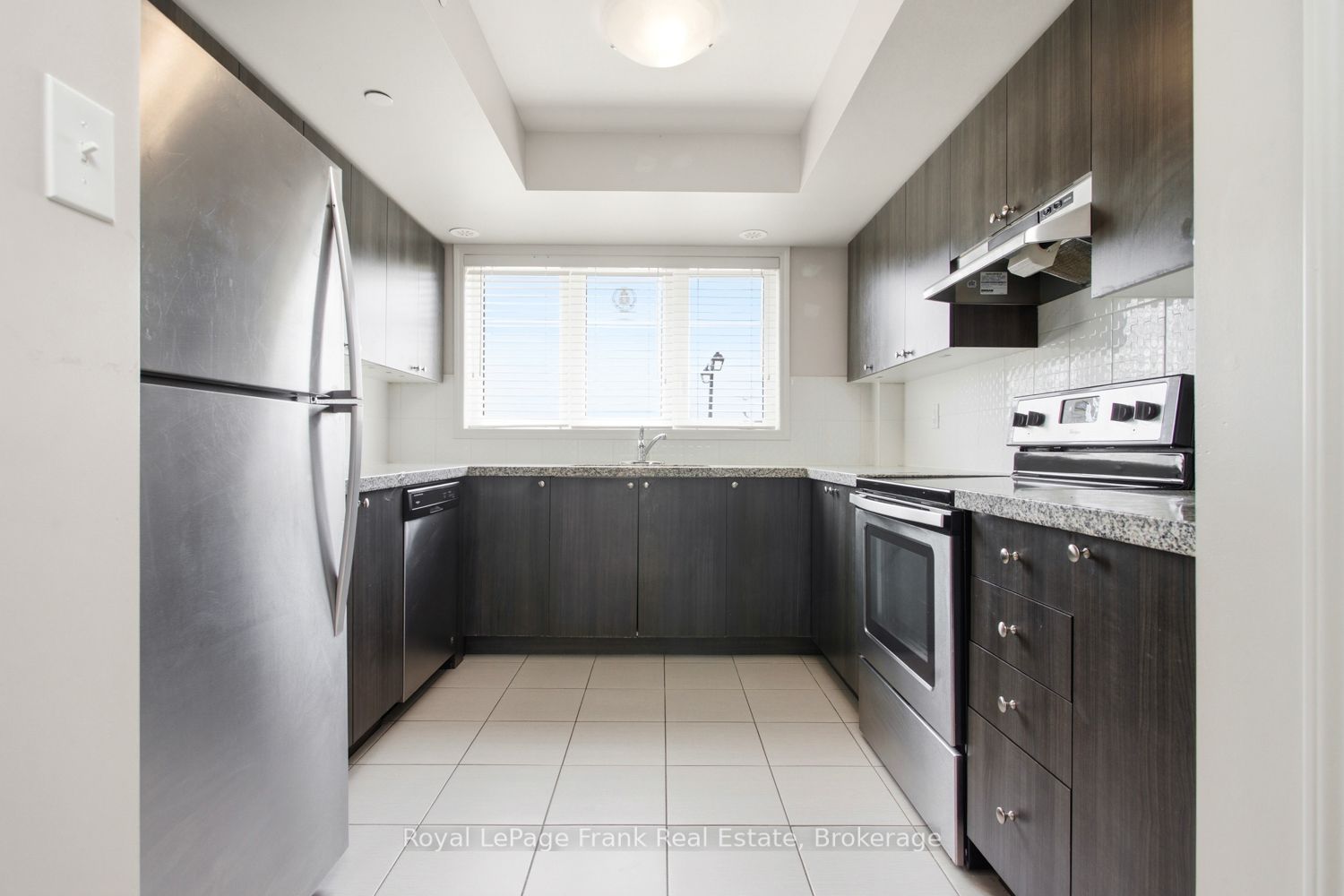 2292 Chevron Prince Path Property Photo 5