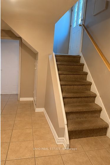 8 Janray Drive Bsmt Property Photo 9