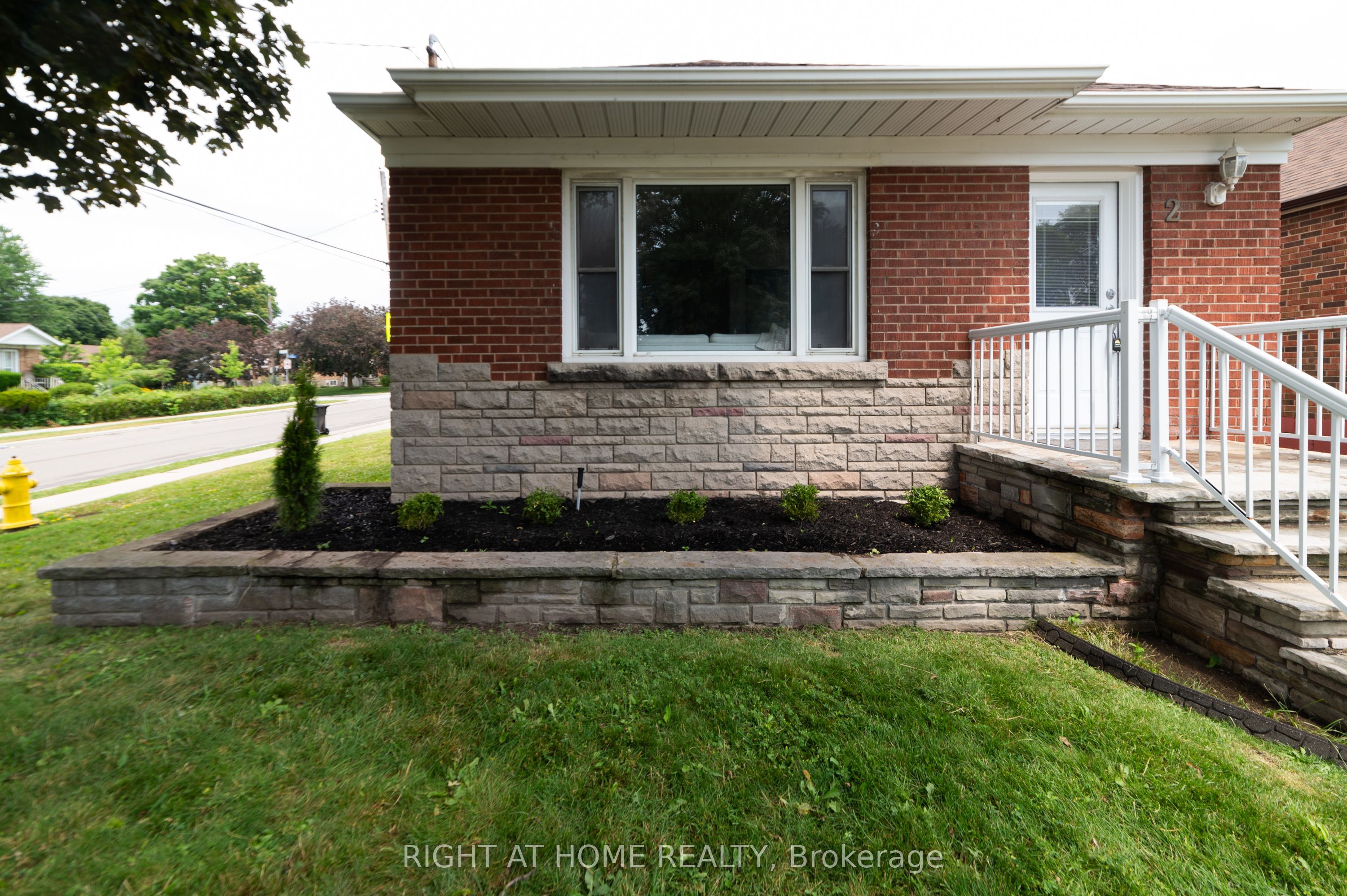 2 Midholm Drive Property Photo 3