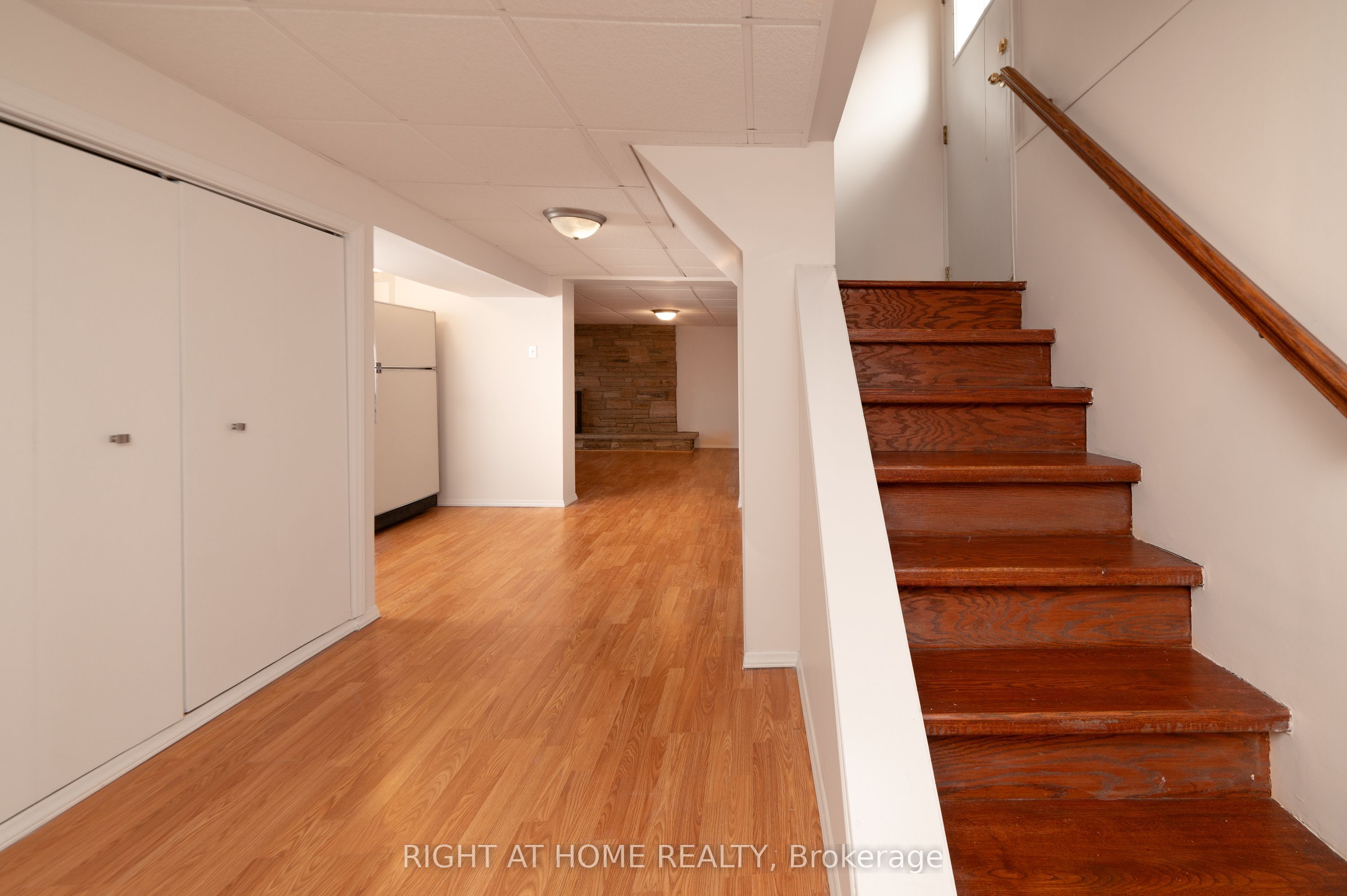 2 Midholm Drive Property Photo 26