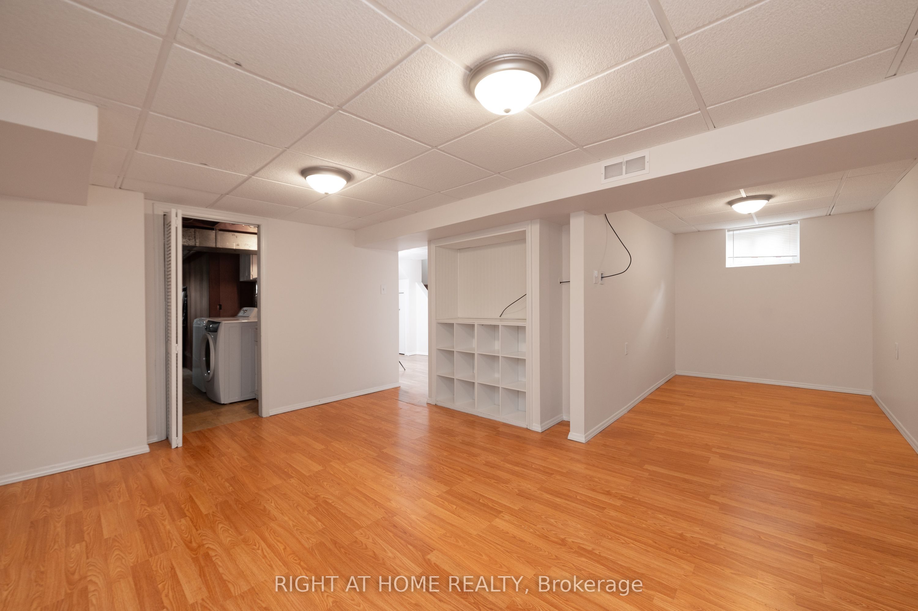 2 Midholm Drive Property Photo 27
