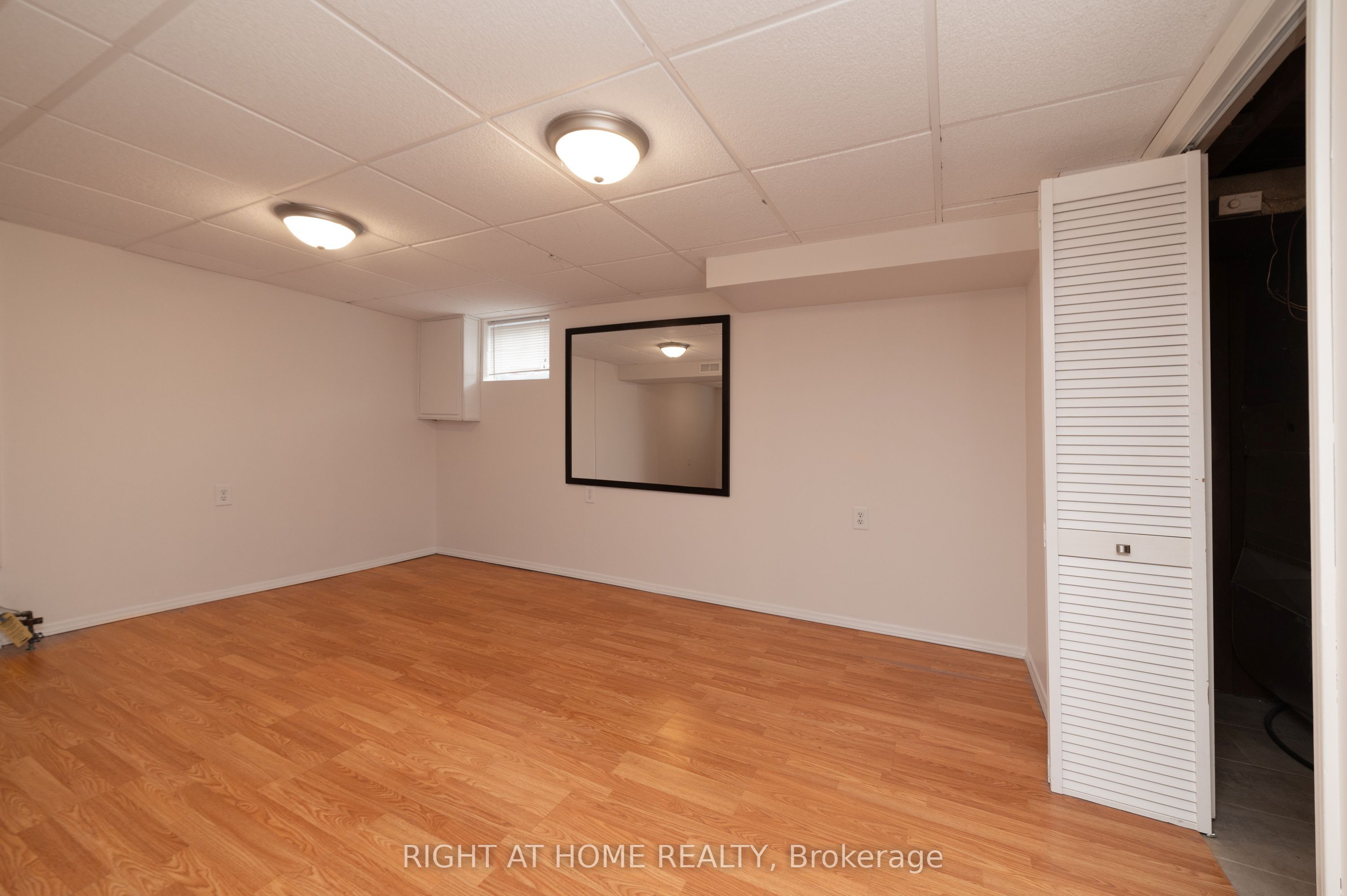 2 Midholm Drive Property Photo 29