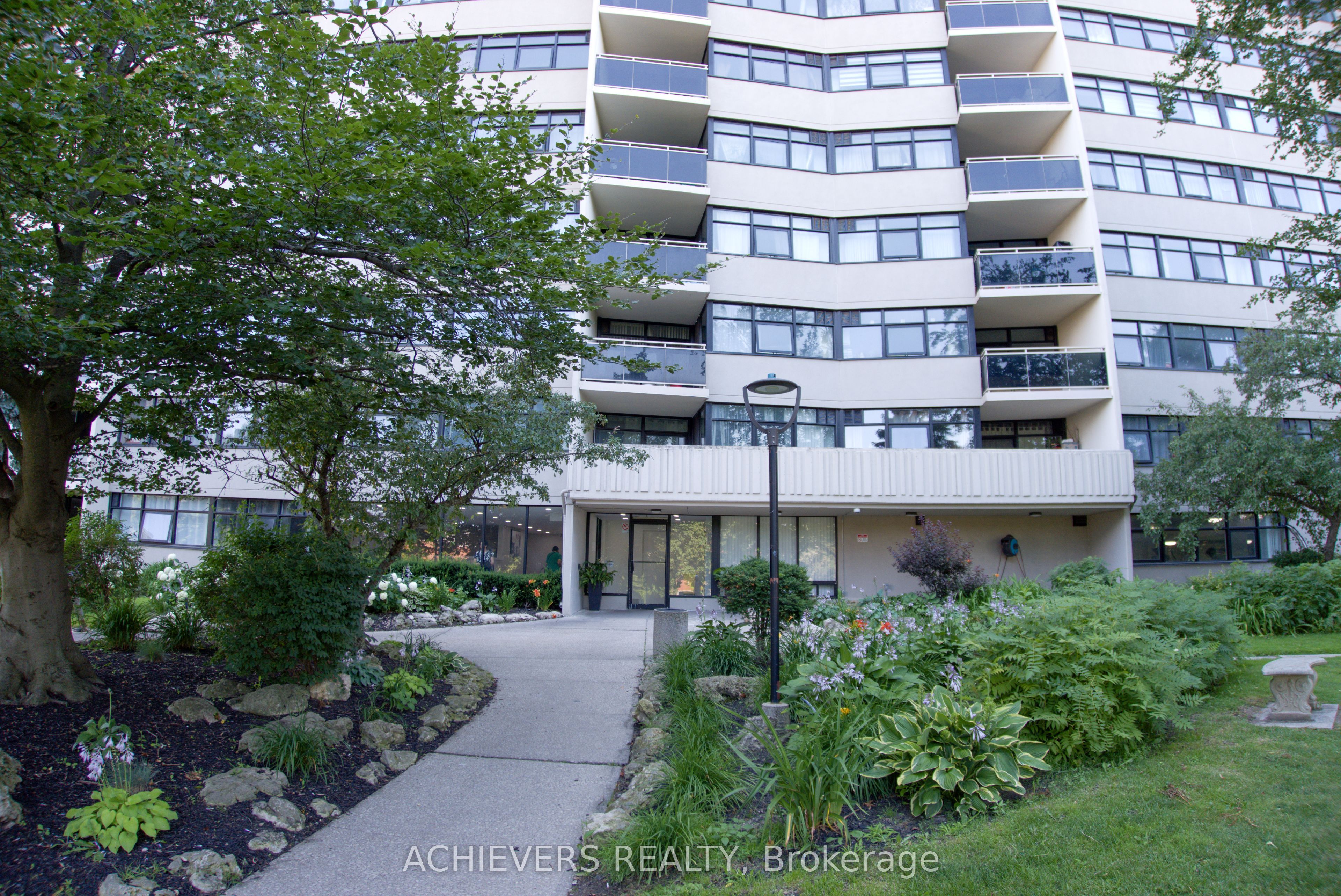 100 Echo Point Ph 6 Property Photo 2