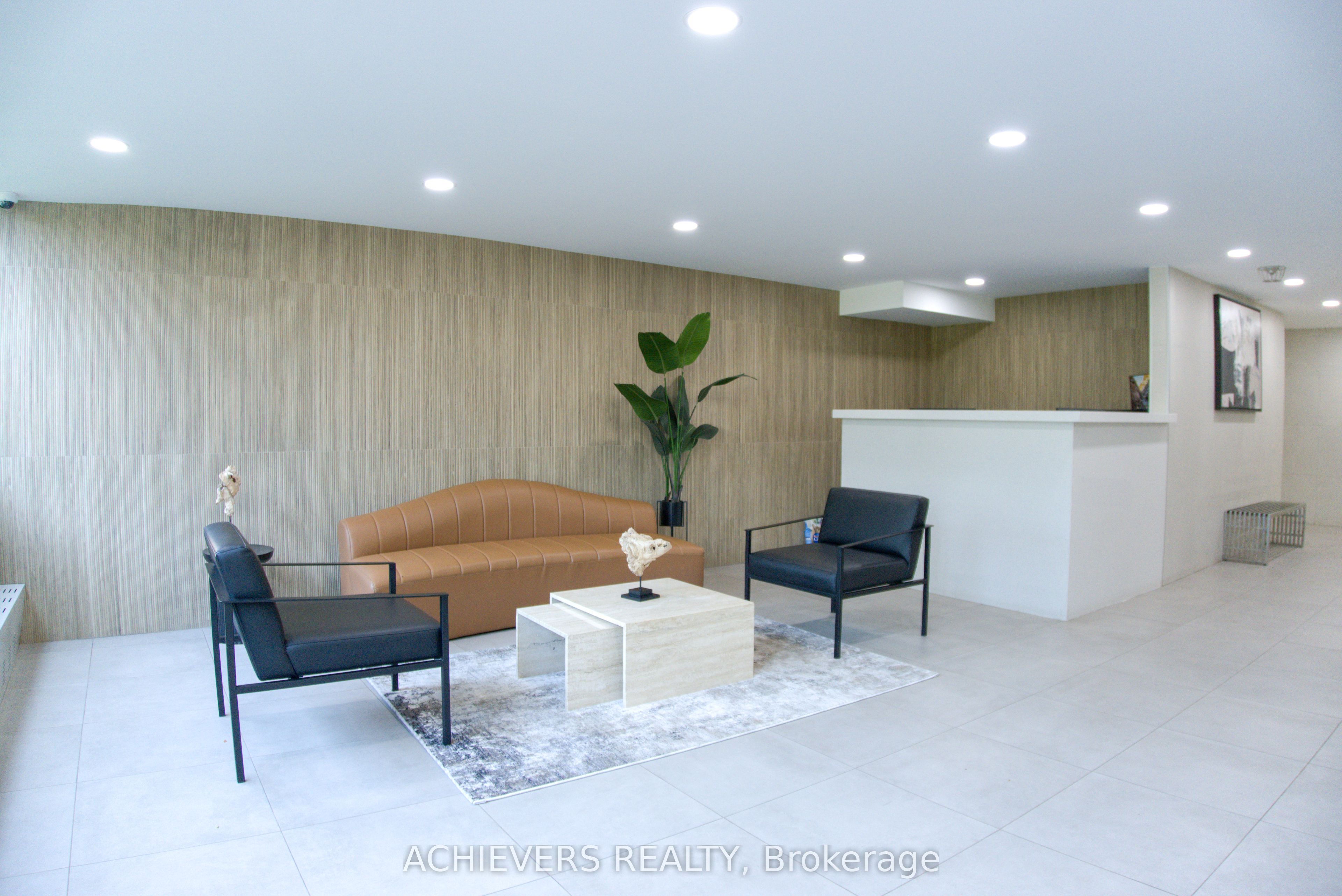 100 Echo Point Ph 6 Property Photo 4