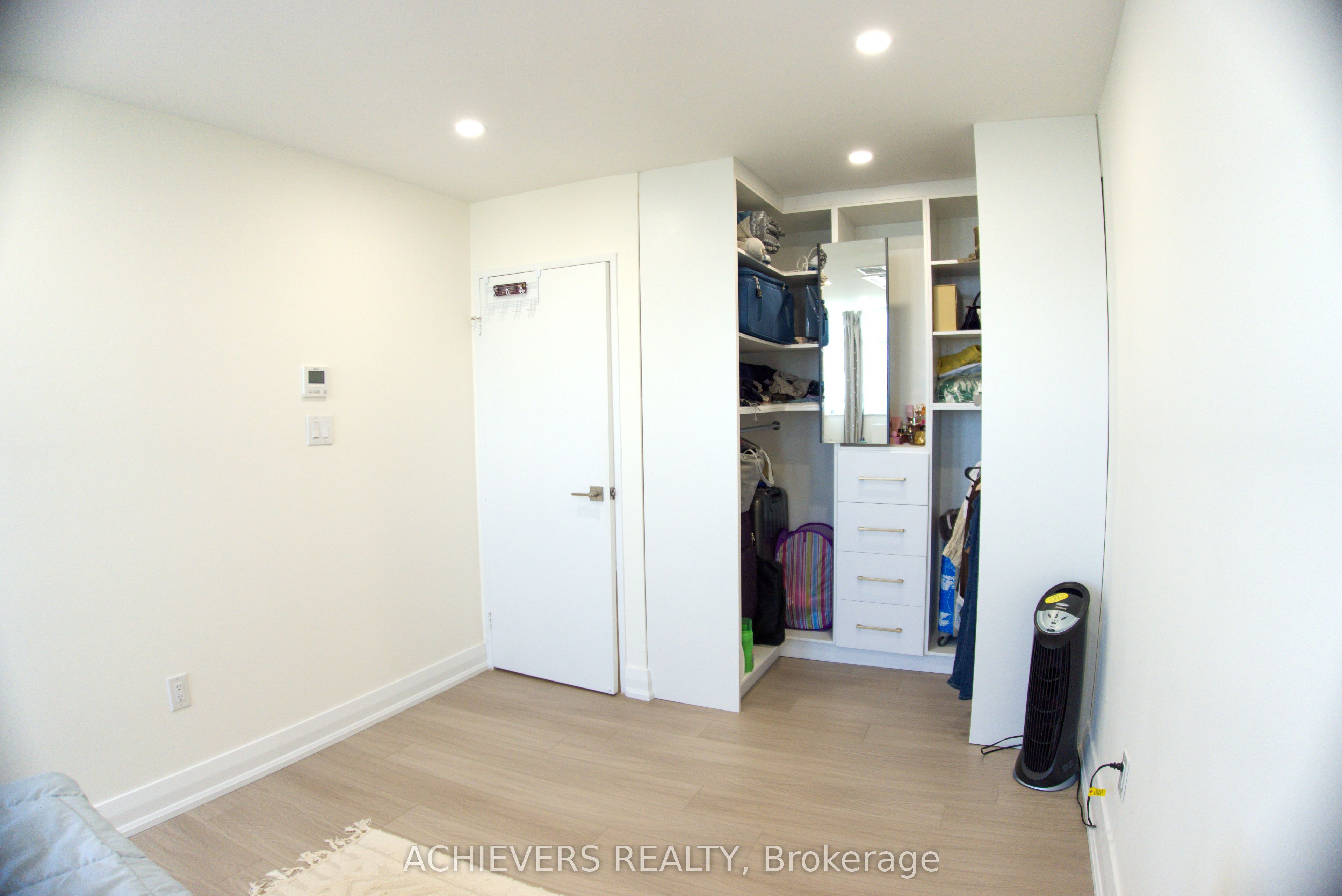 100 Echo Point Ph 6 Property Photo 24