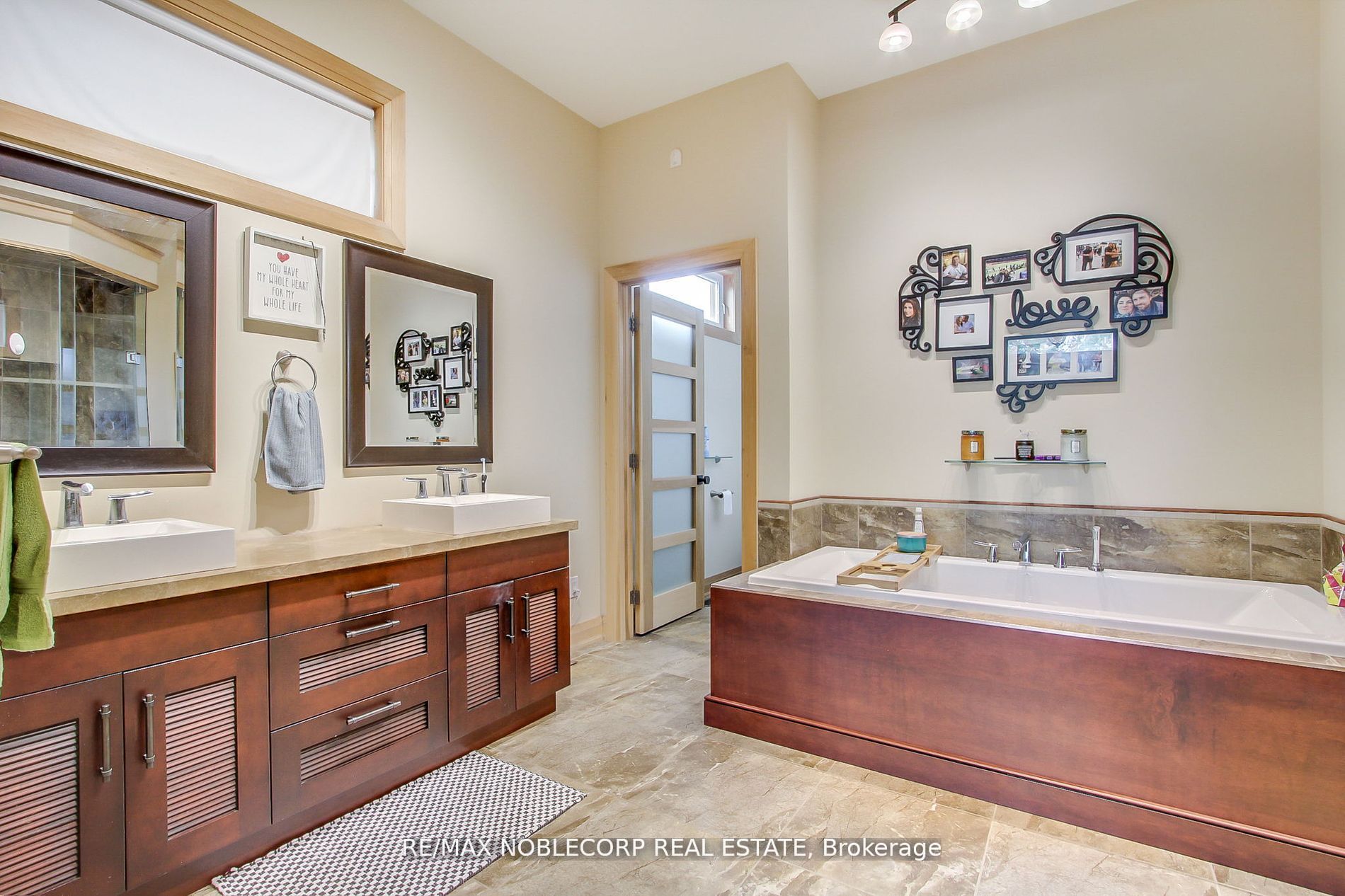 11201 Lake Ridge Road Property Photo 13