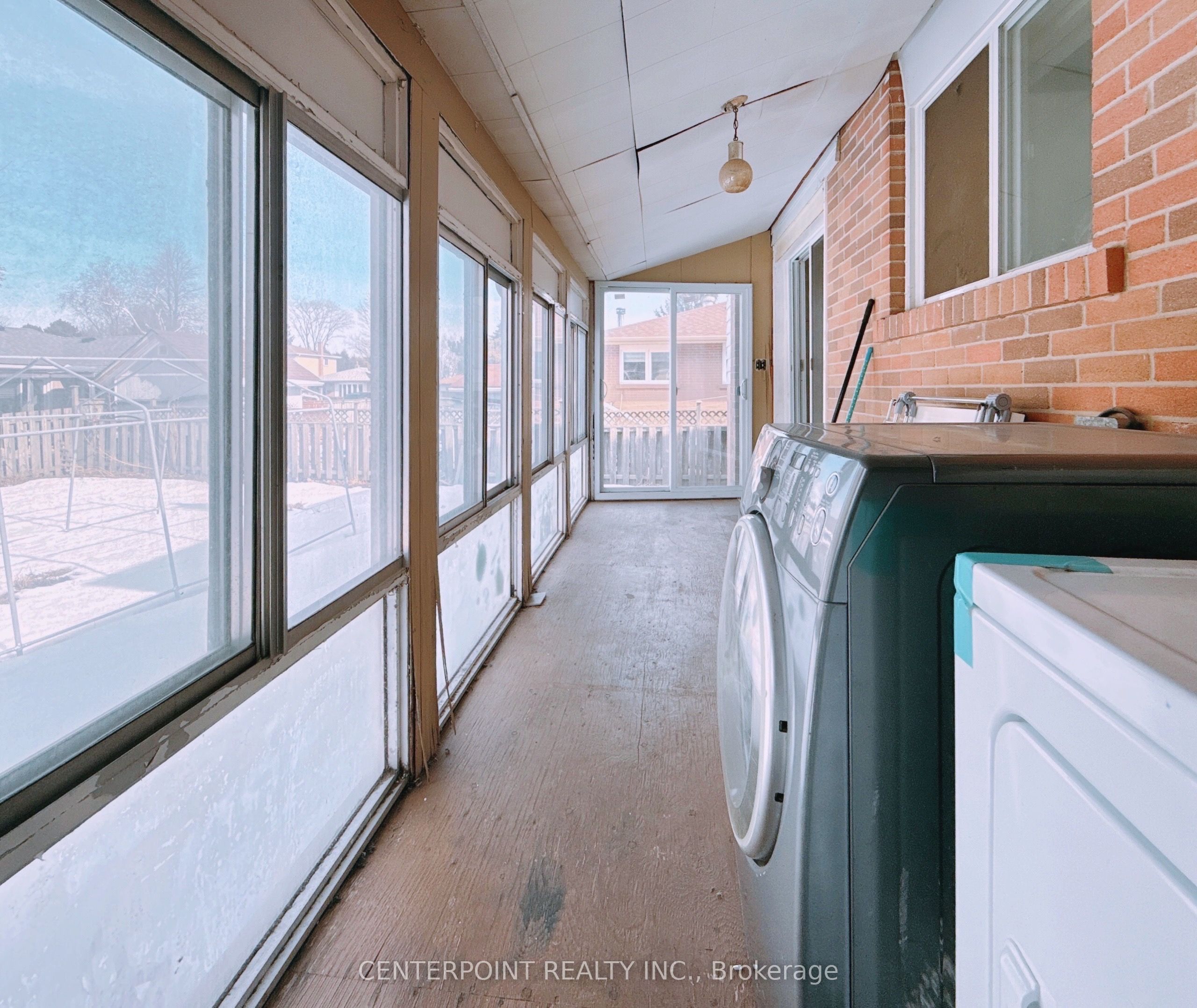 9 Oakmeadow Boulevard Apt 2 Property Photo 1