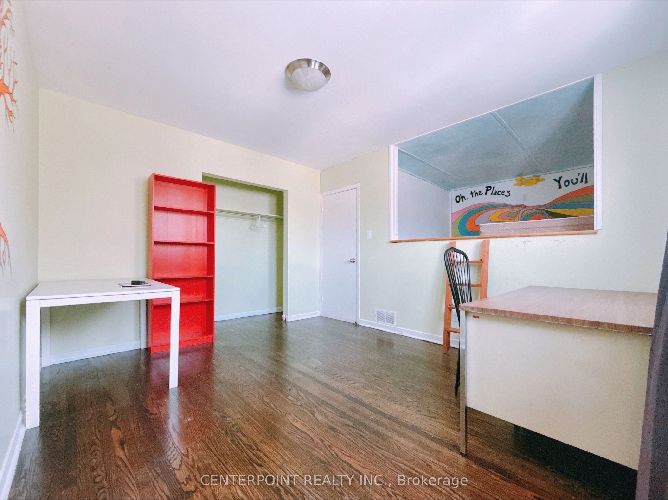 9 Oakmeadow Boulevard Apt 2 Property Photo 6