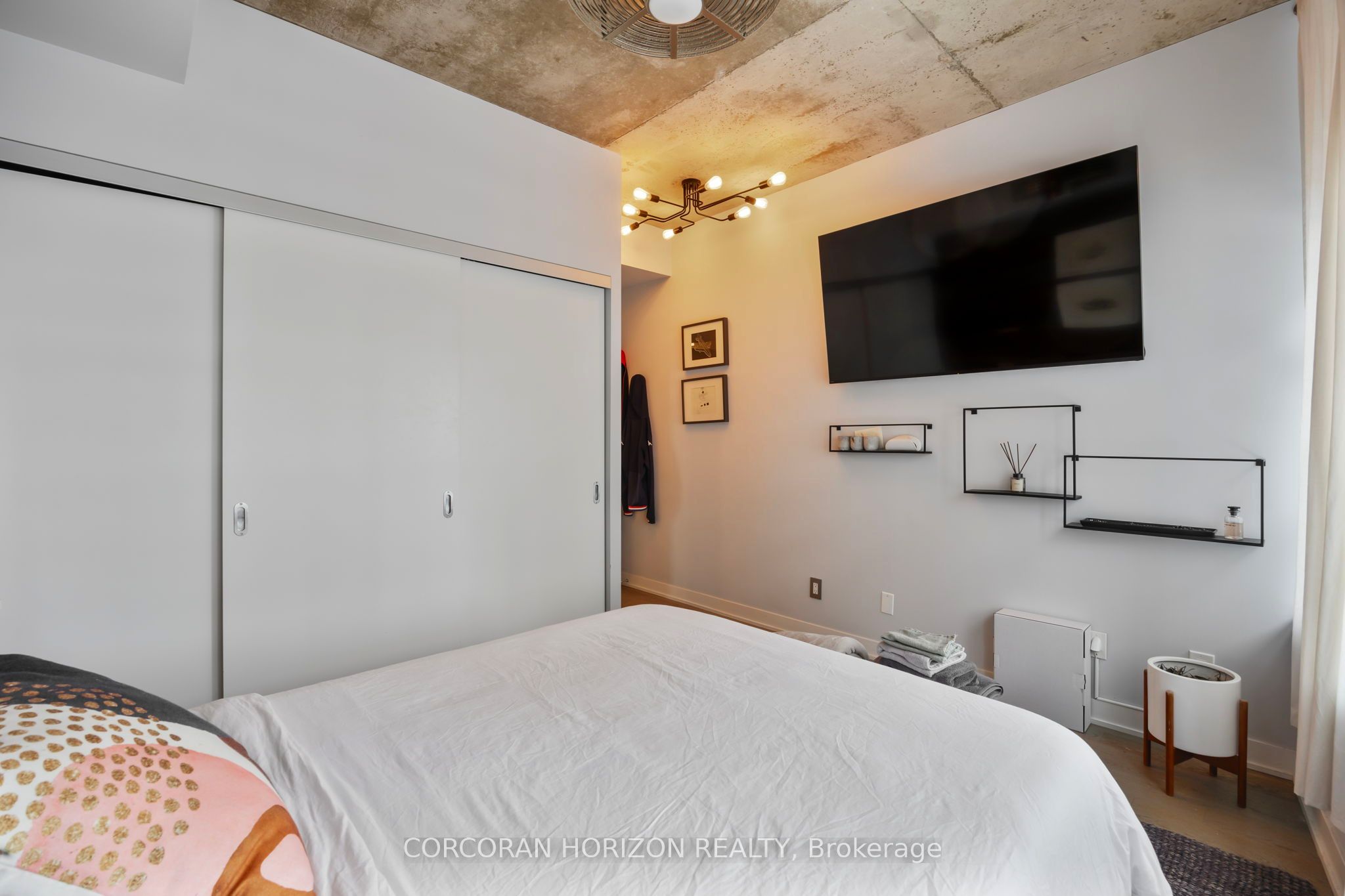 1201 Dundas Street E 503 Property Photo 25