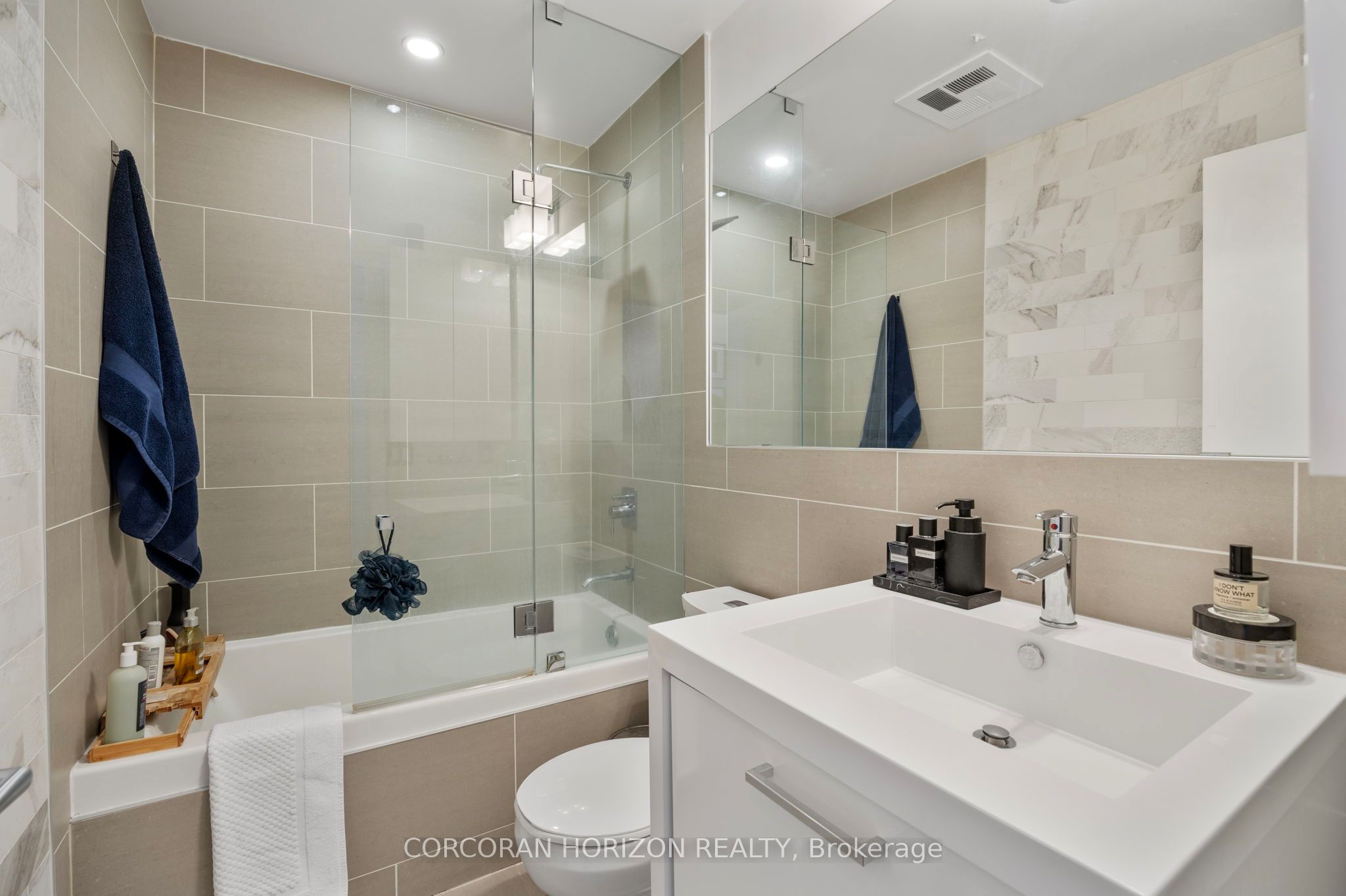 1201 Dundas Street E 503 Property Photo 26