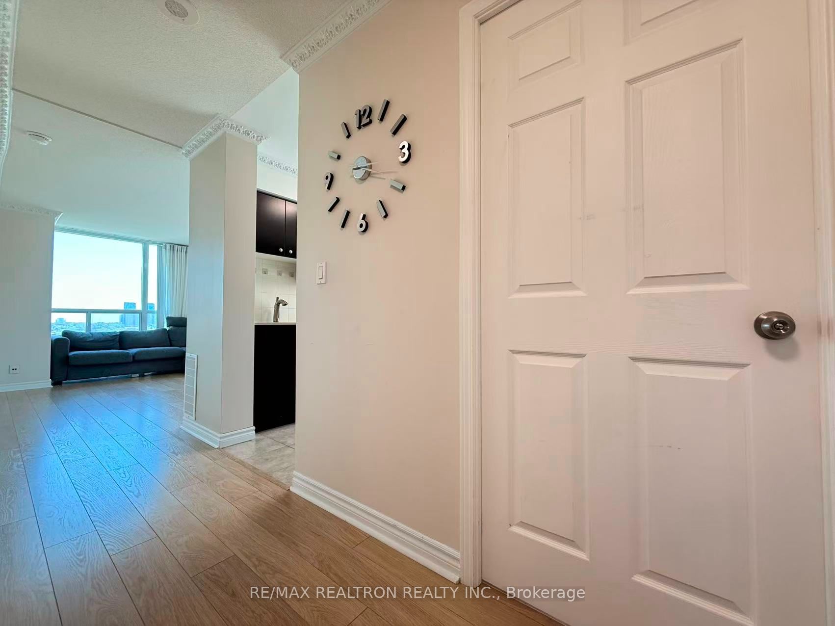 68 Grangeway Avenue 1010 Property Photo 4
