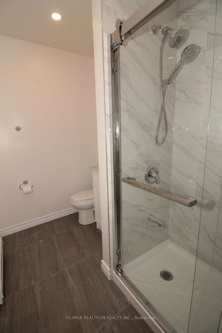 788 Broadview Avenue # A Property Photo 14