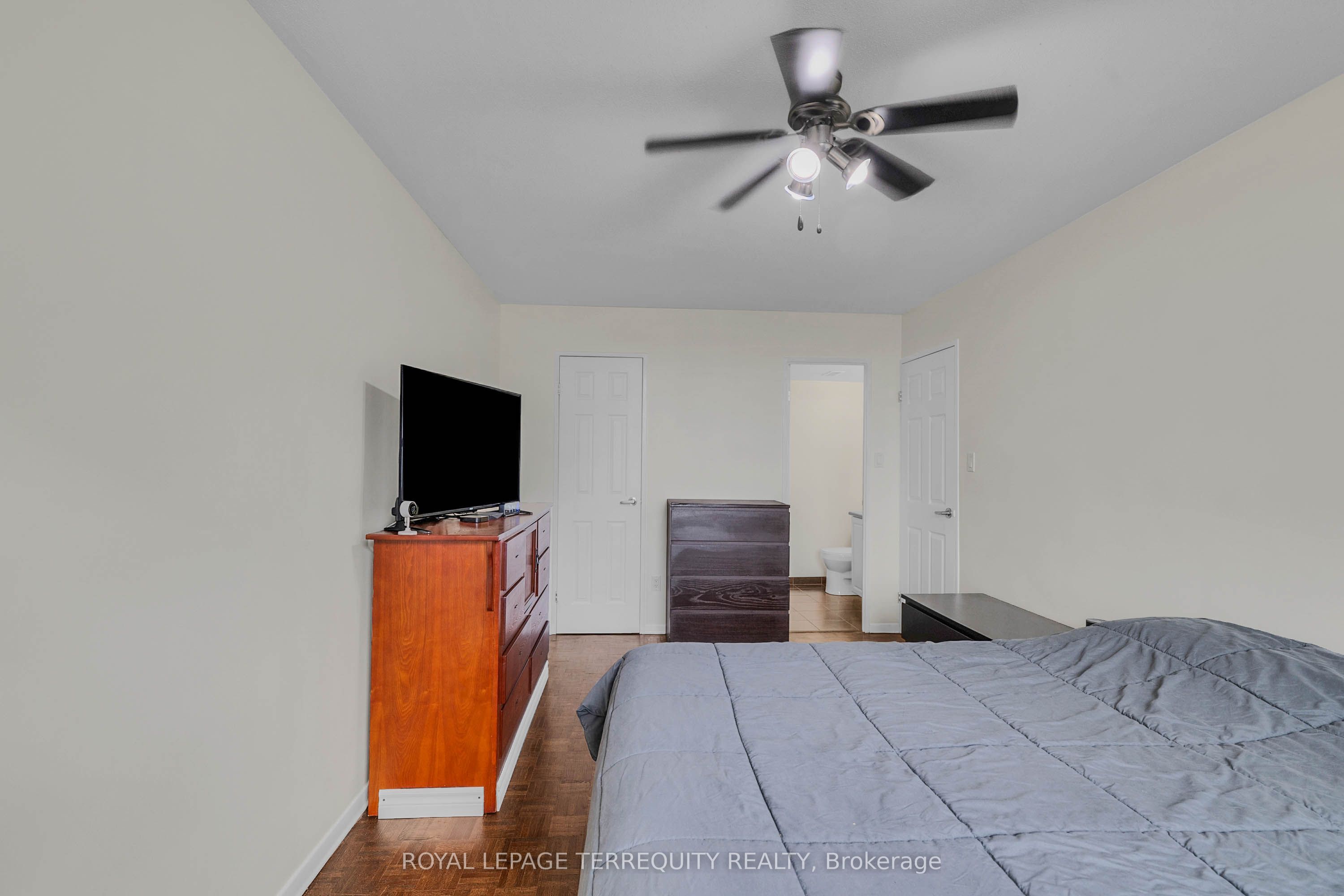 180 Markham Road 816 Property Photo 18
