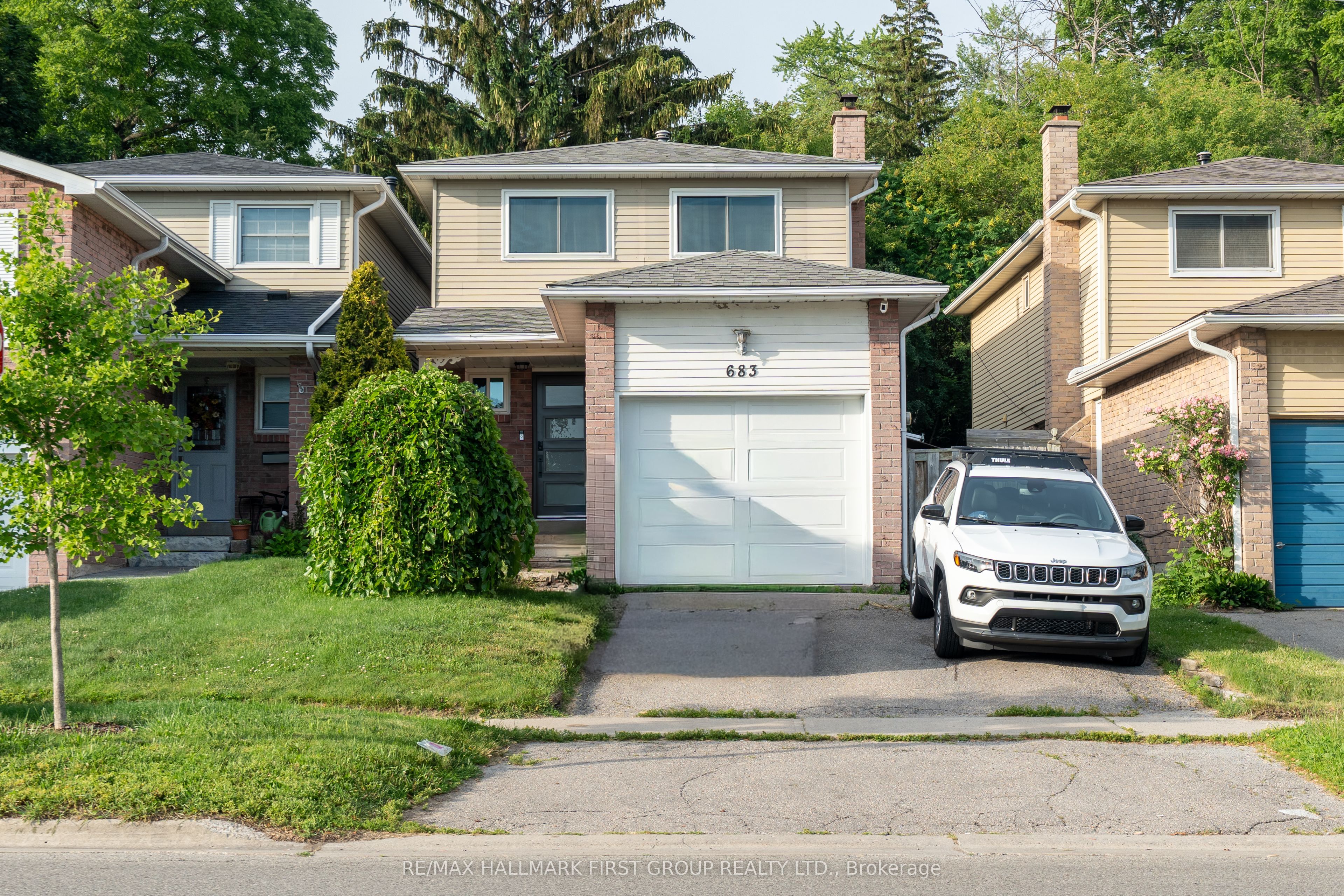 683 Grandview Drive Property Photo 1
