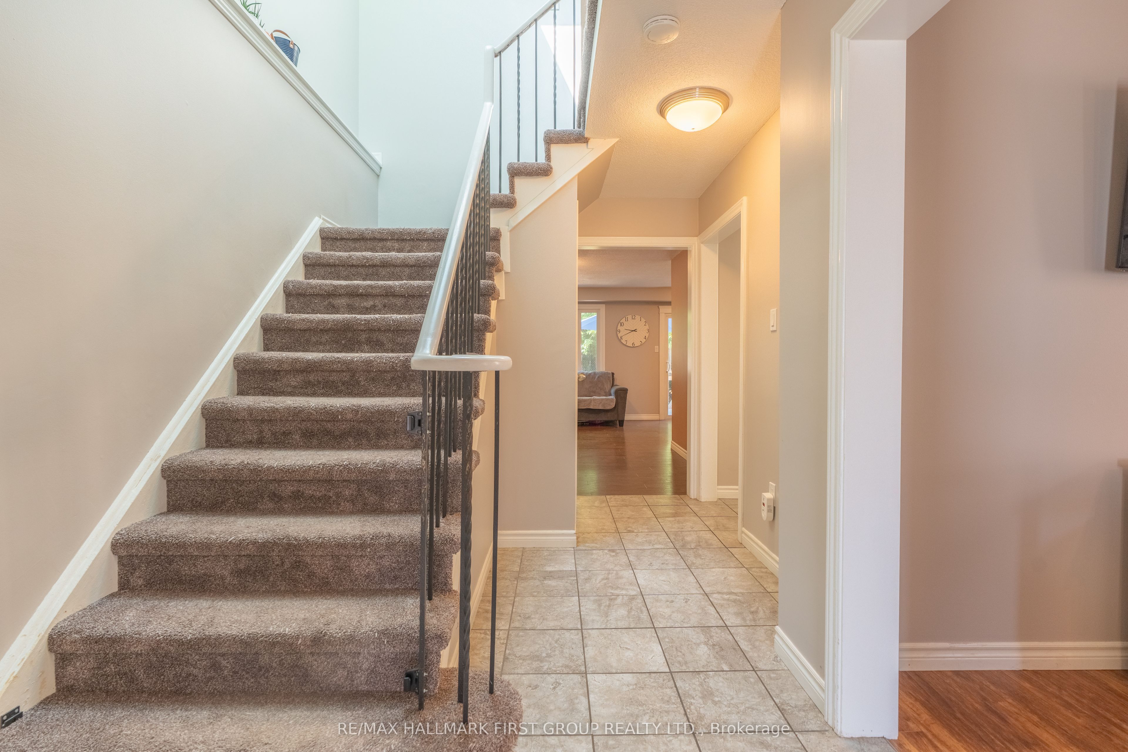 683 Grandview Drive Property Photo 10