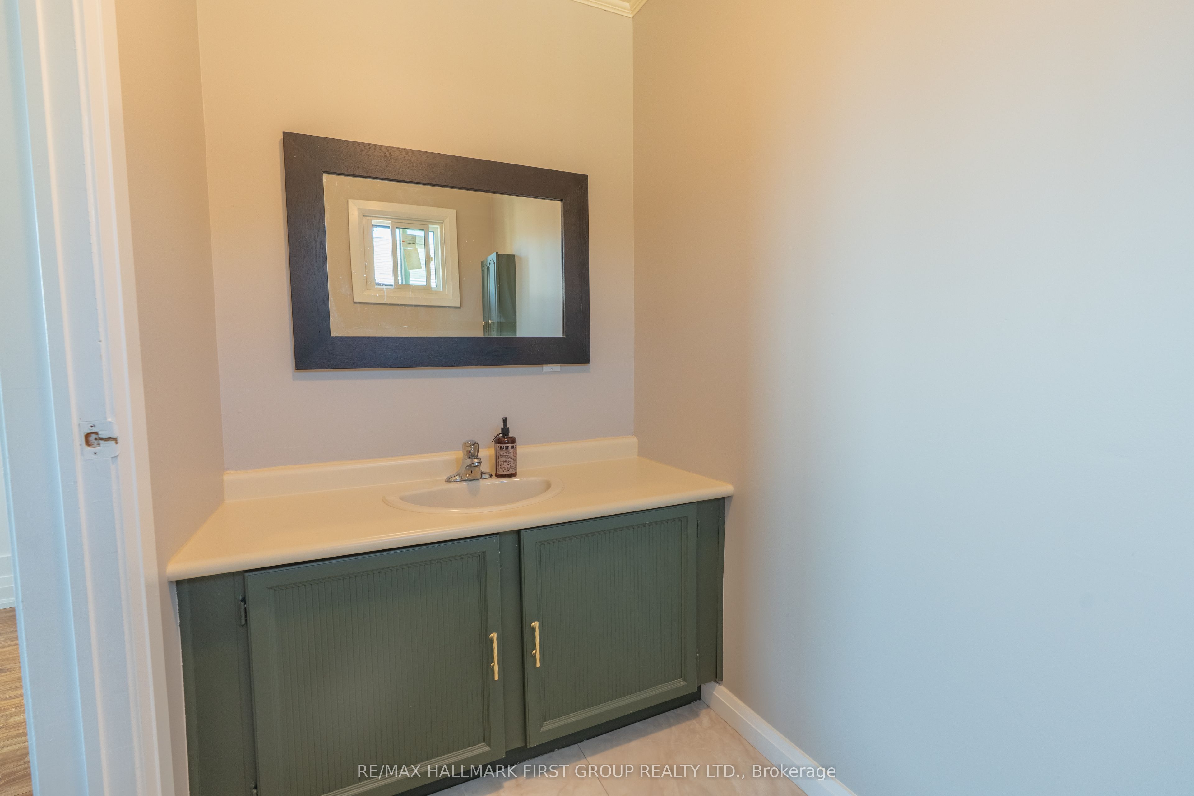 683 Grandview Drive Property Photo 25