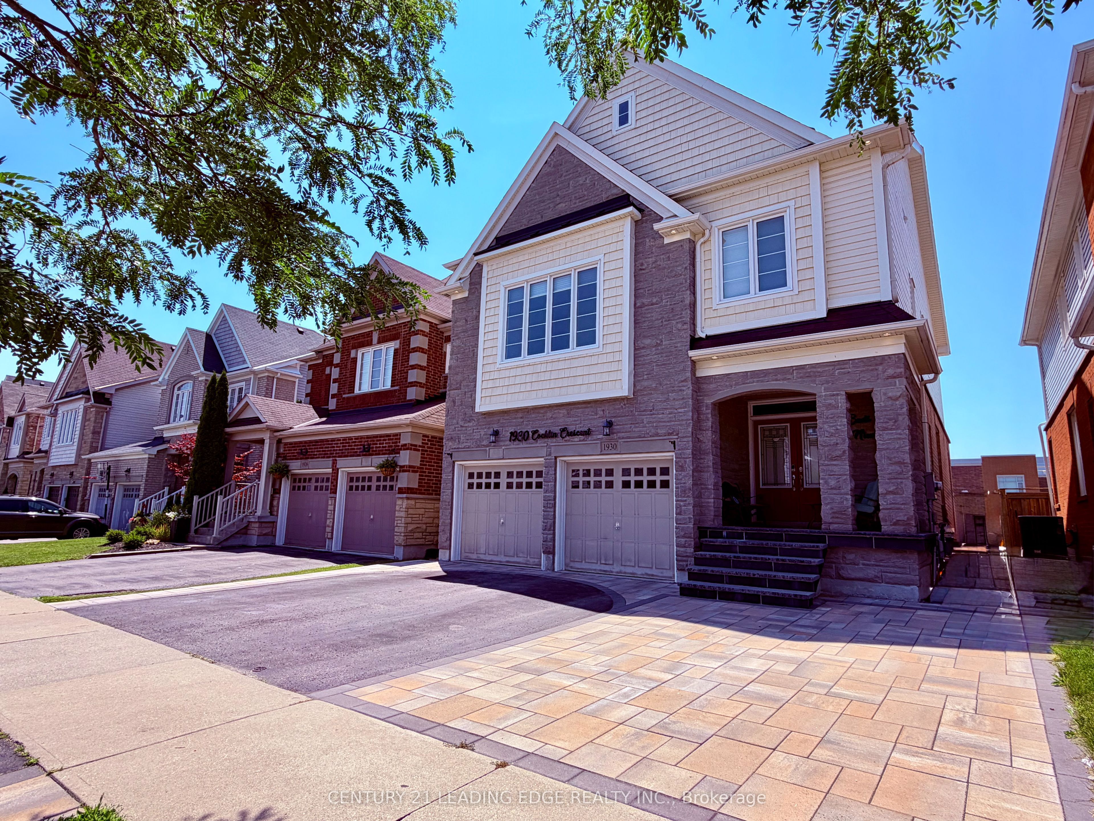 1930 Cocklin Crescent Property Photo 2