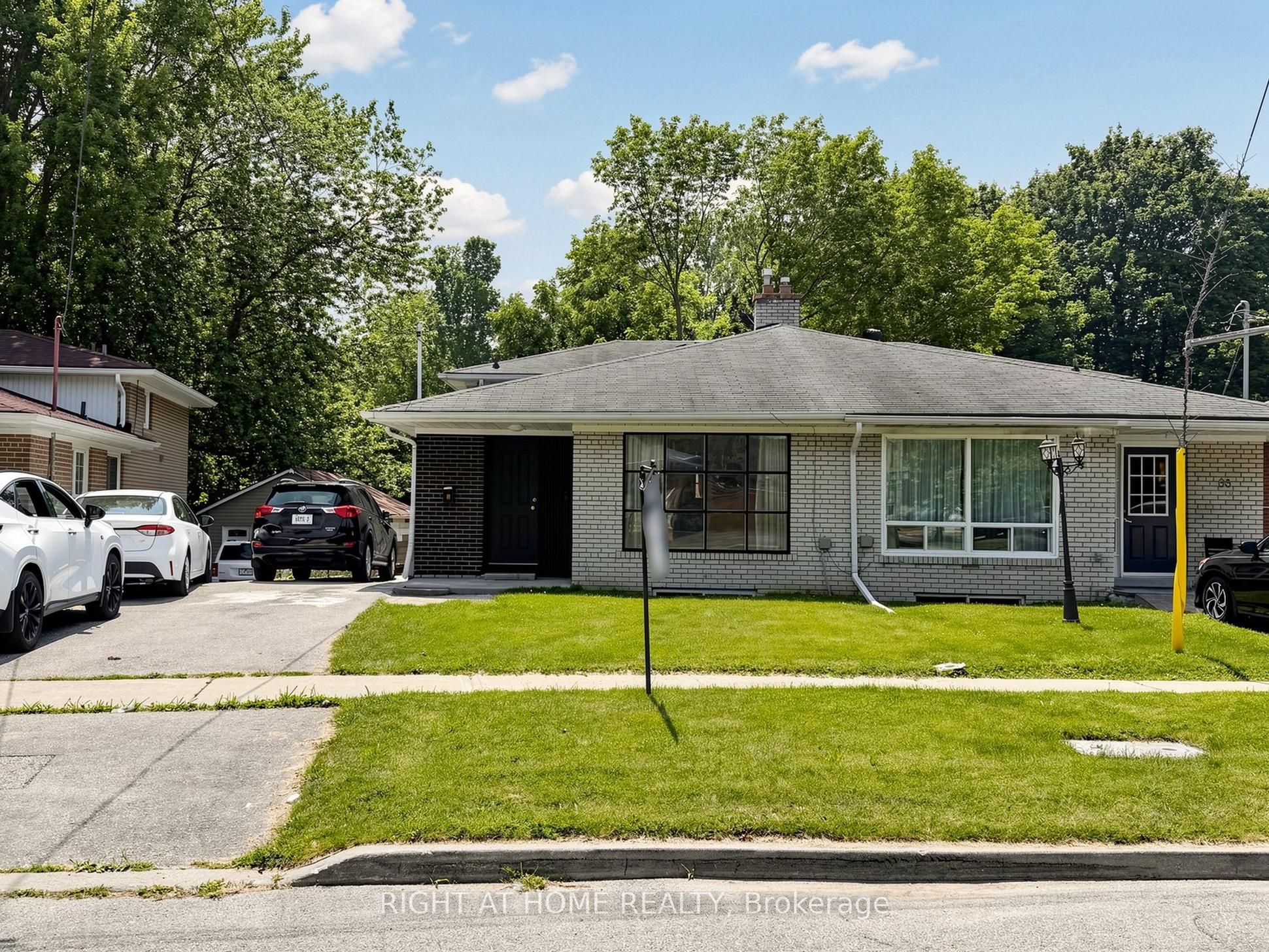 65 Darlingside Drive Property Photo 1