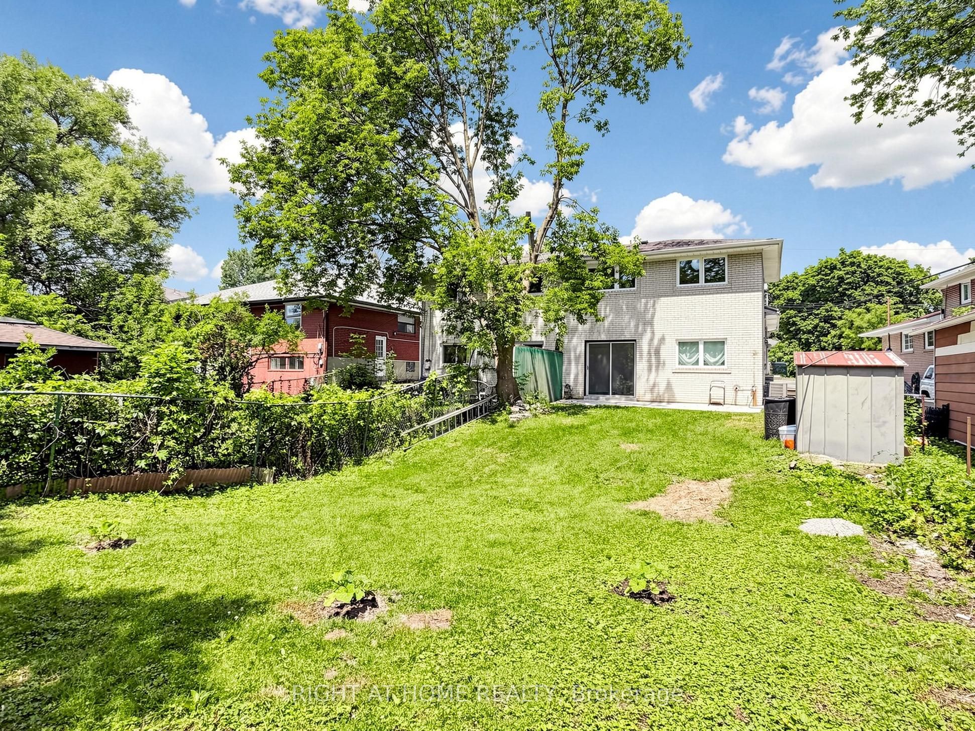 65 Darlingside Drive Property Photo 14