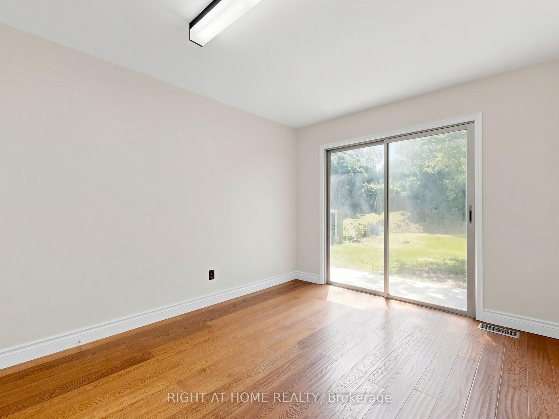 65 Darlingside Drive Property Photo 21