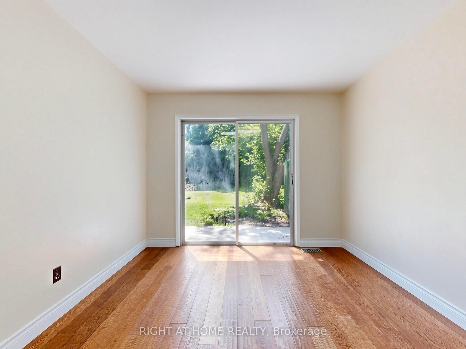65 Darlingside Drive Property Photo 22