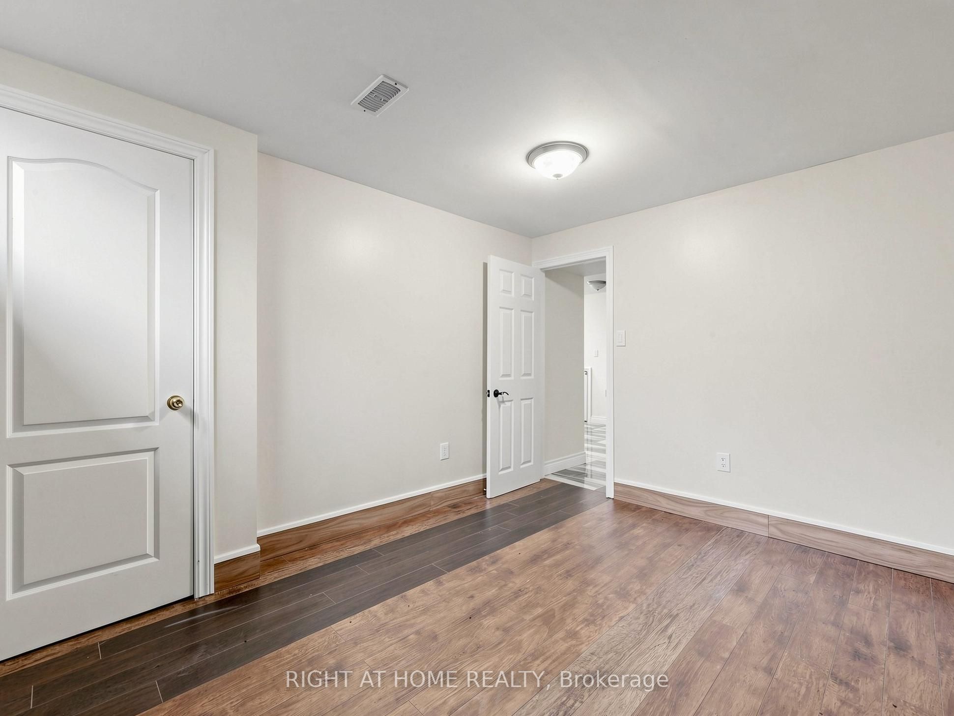 65 Darlingside Drive Property Photo 24