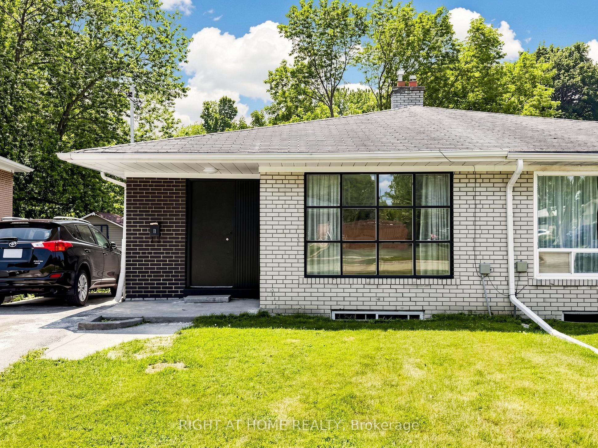 65 Darlingside Drive Property Photo 42
