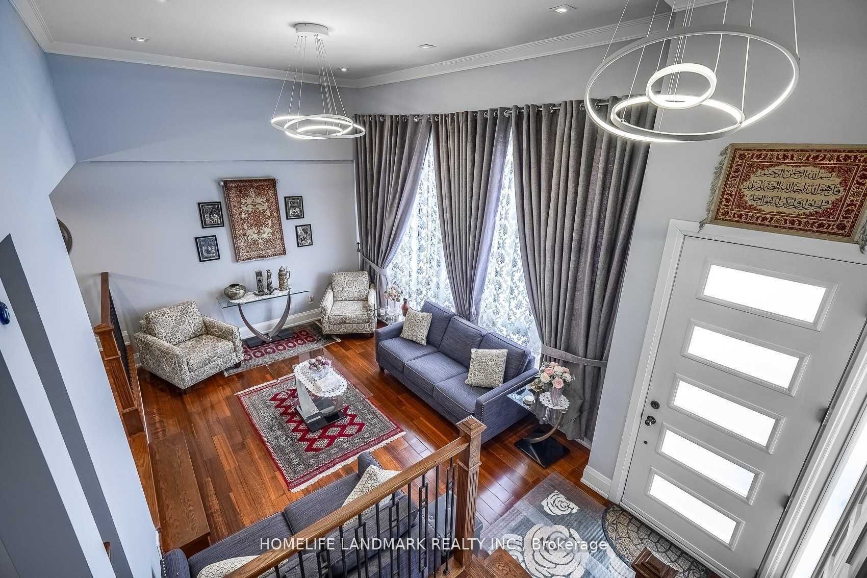 1703 Shadybrook Drive Property Photo 3