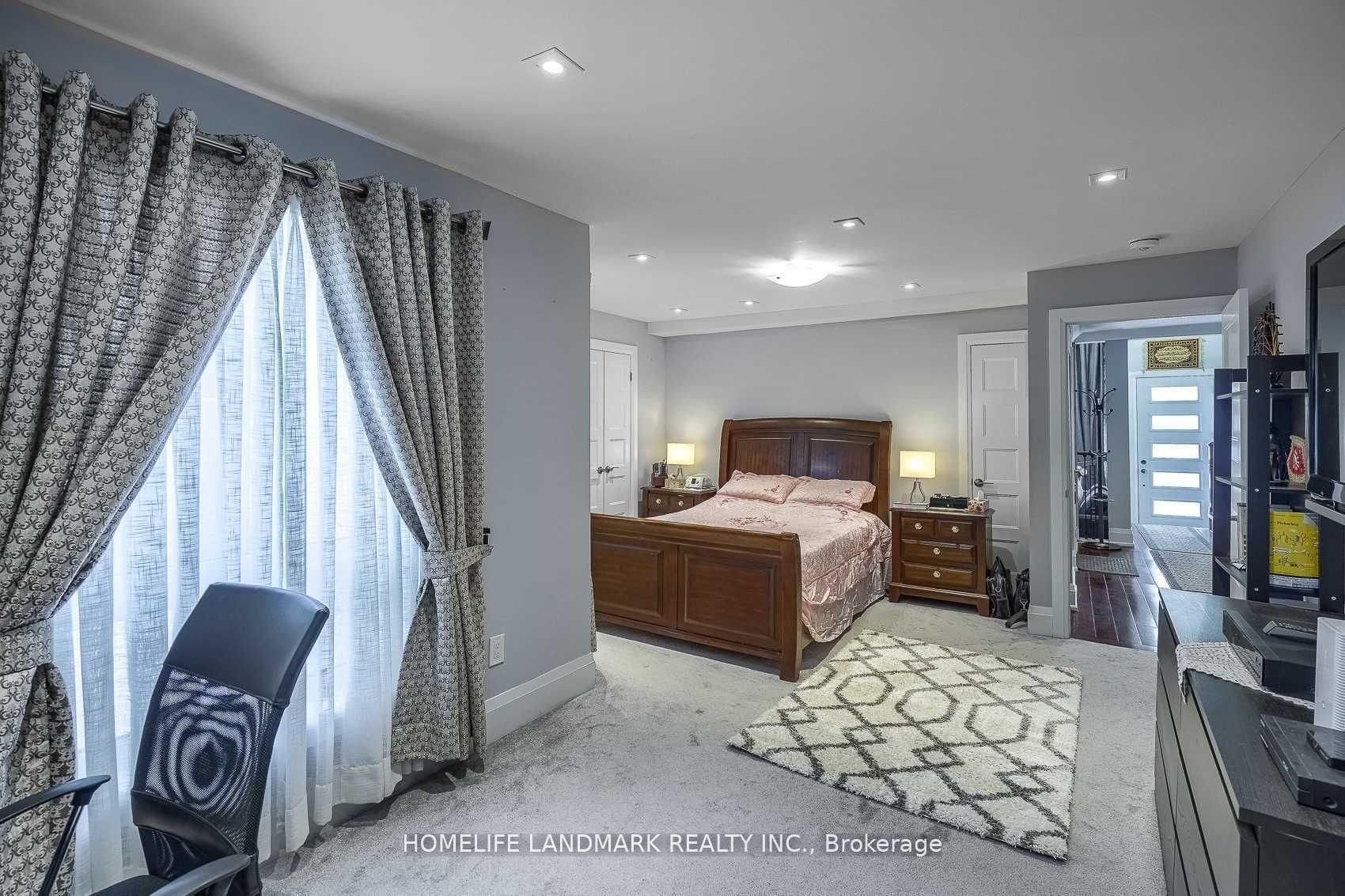 1703 Shadybrook Drive Property Photo 18
