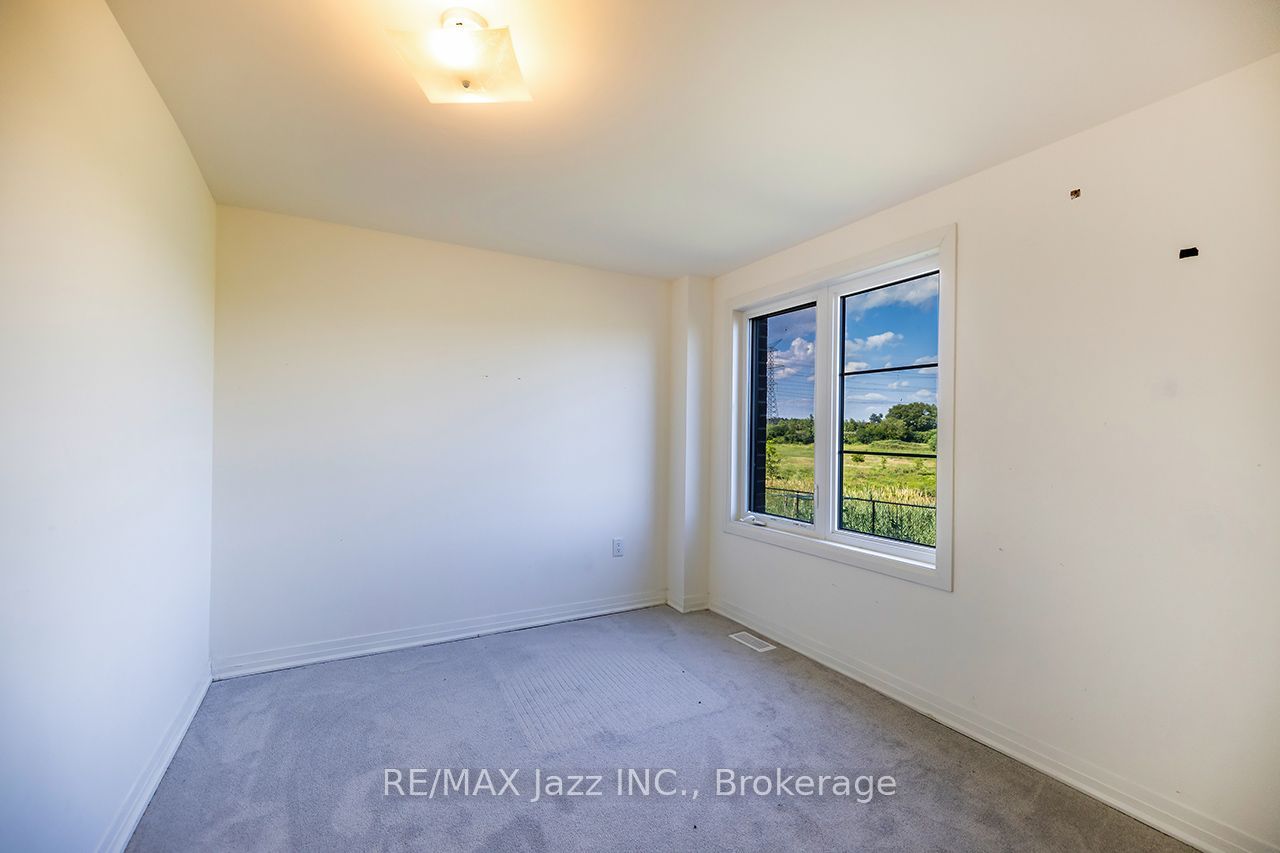 11 Yacht Drive Property Photo 10