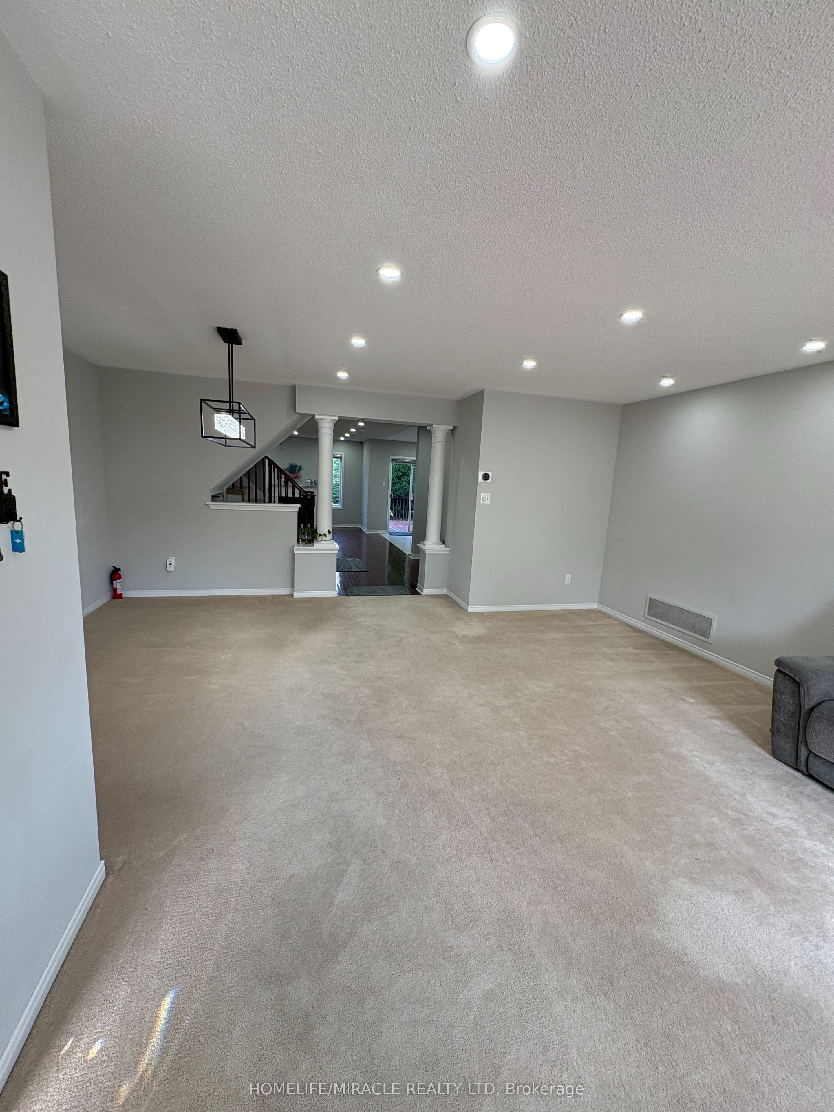 15 Nobbs Drive Property Photo 7