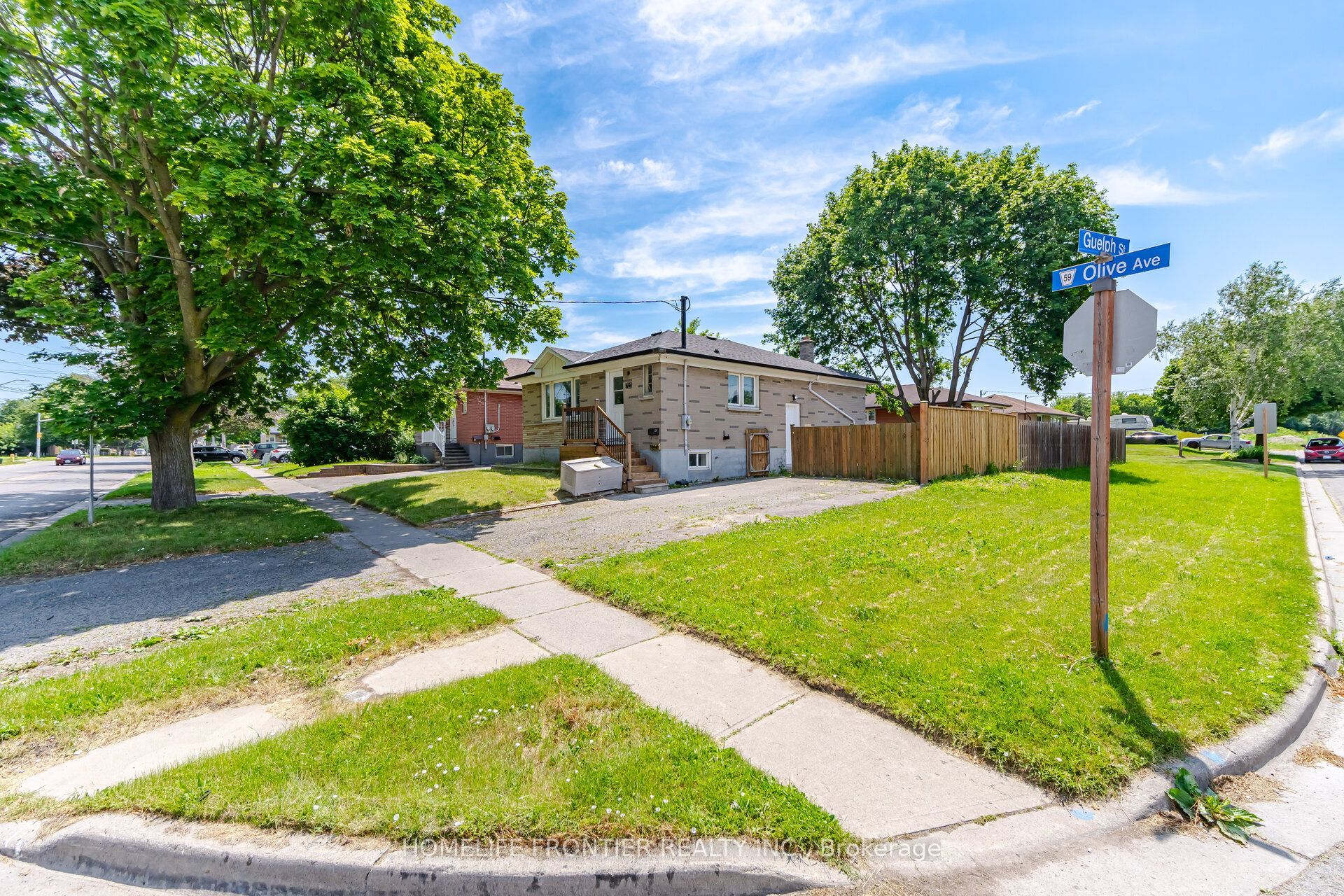 651 Olive Avenue Property Photo 3