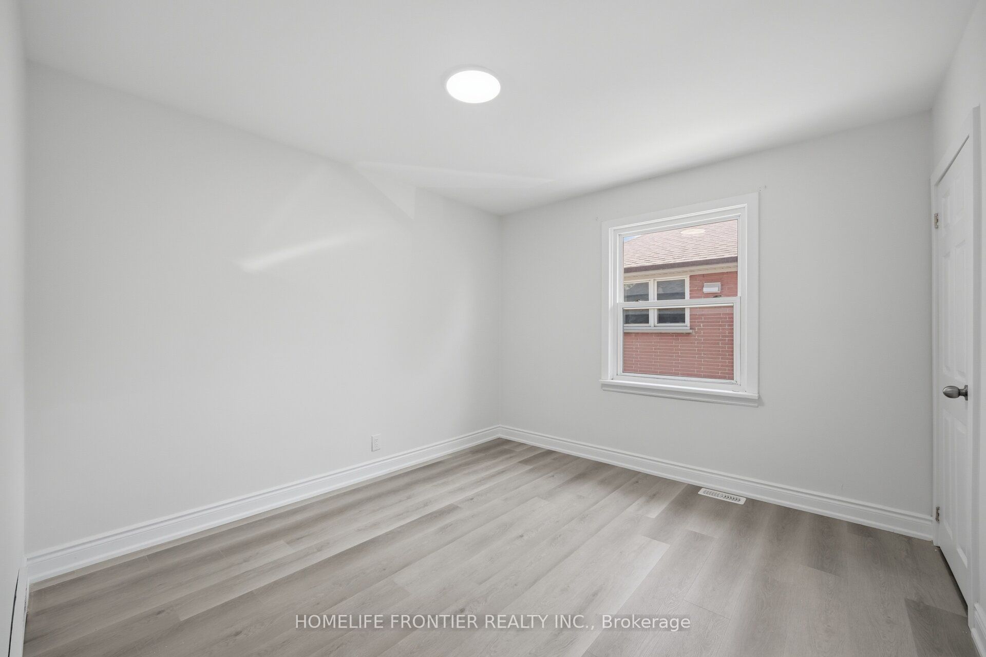 651 Olive Avenue Property Photo 9