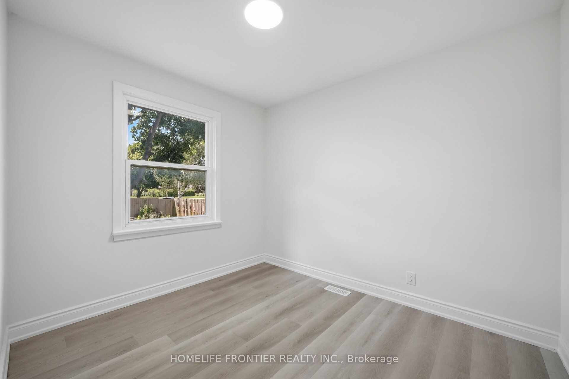 651 Olive Avenue Property Photo 11