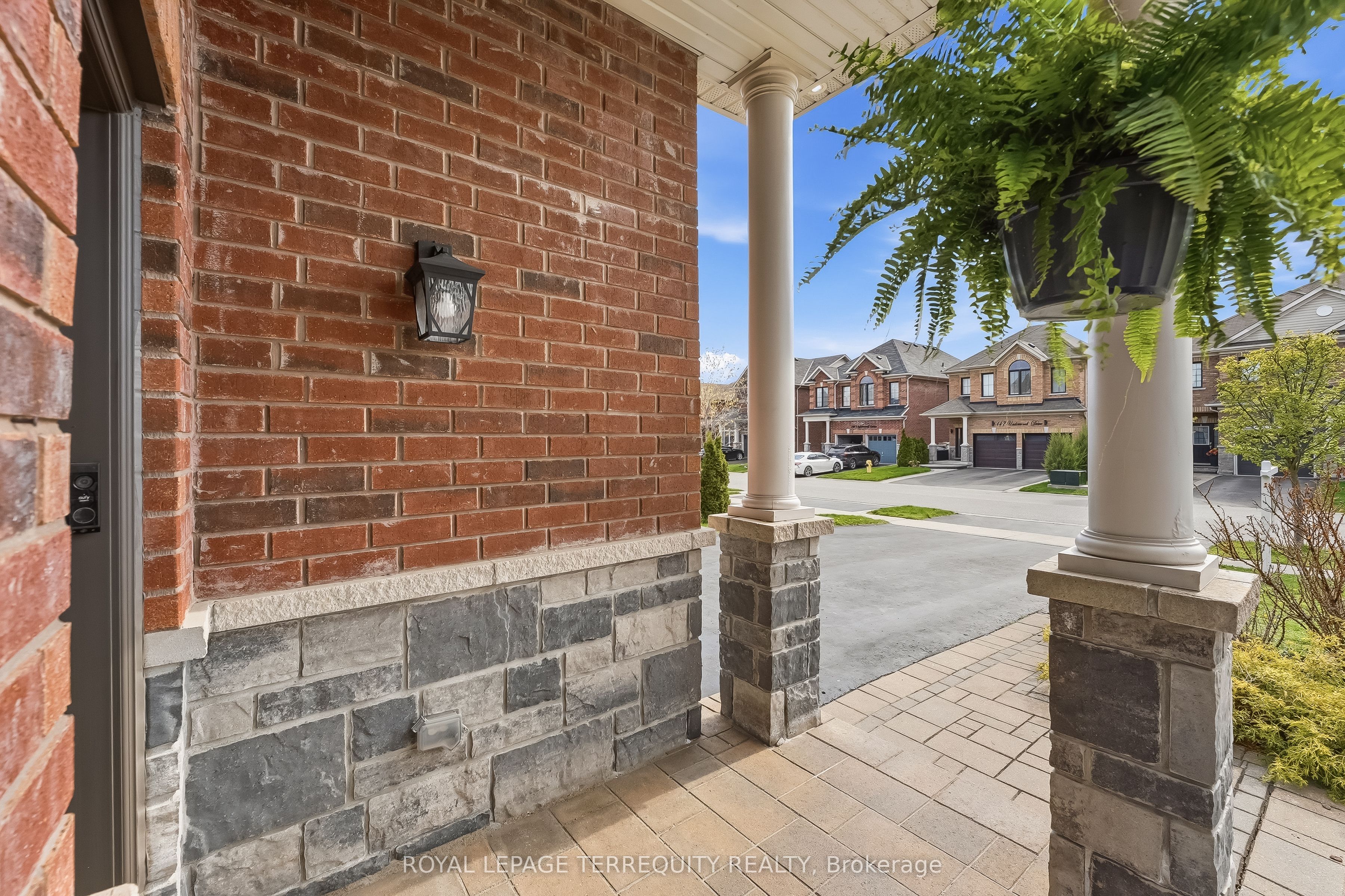 144 Underwood Drive Property Photo 4