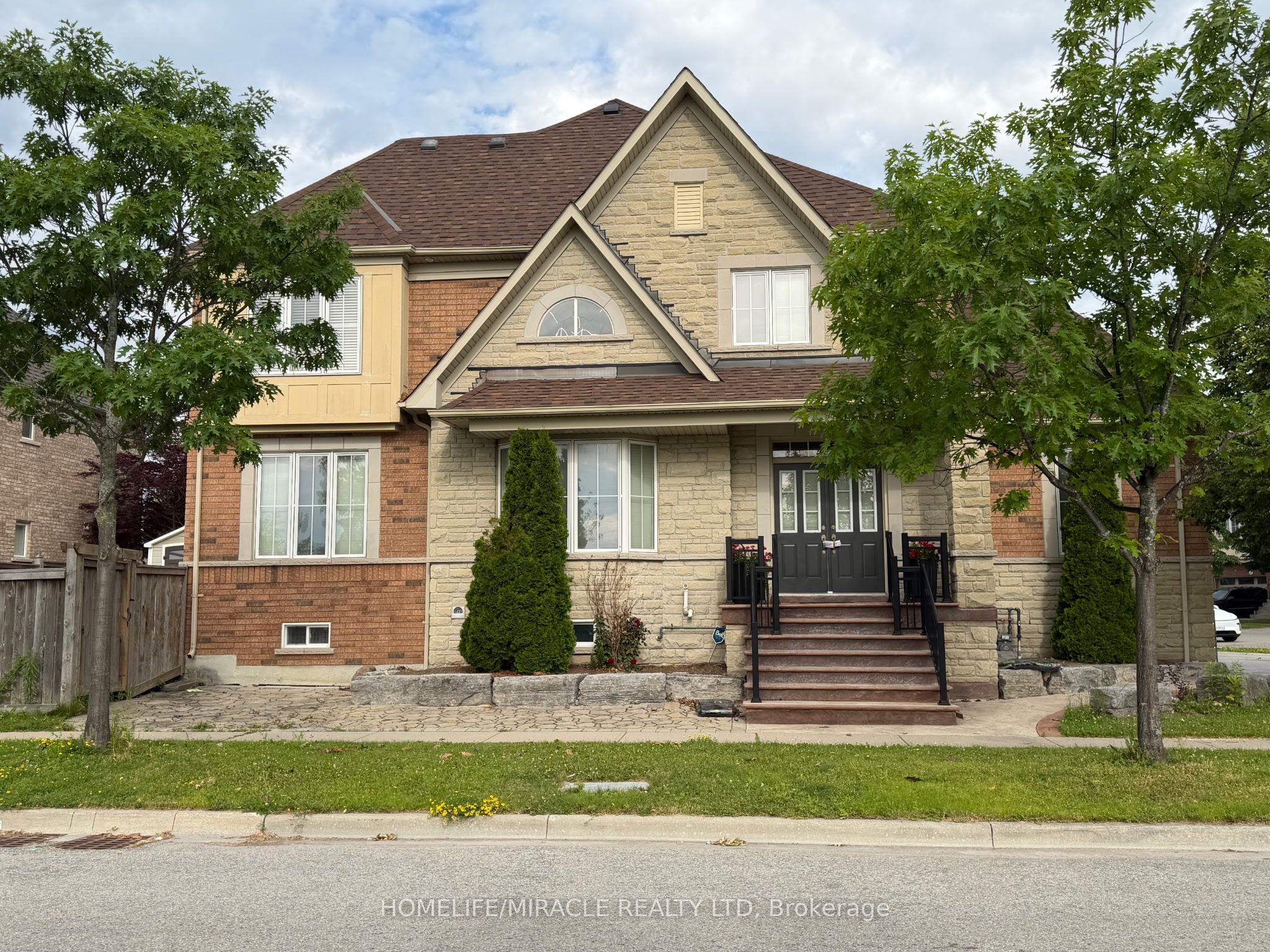 18 Portelli Crescent Property Photo 2