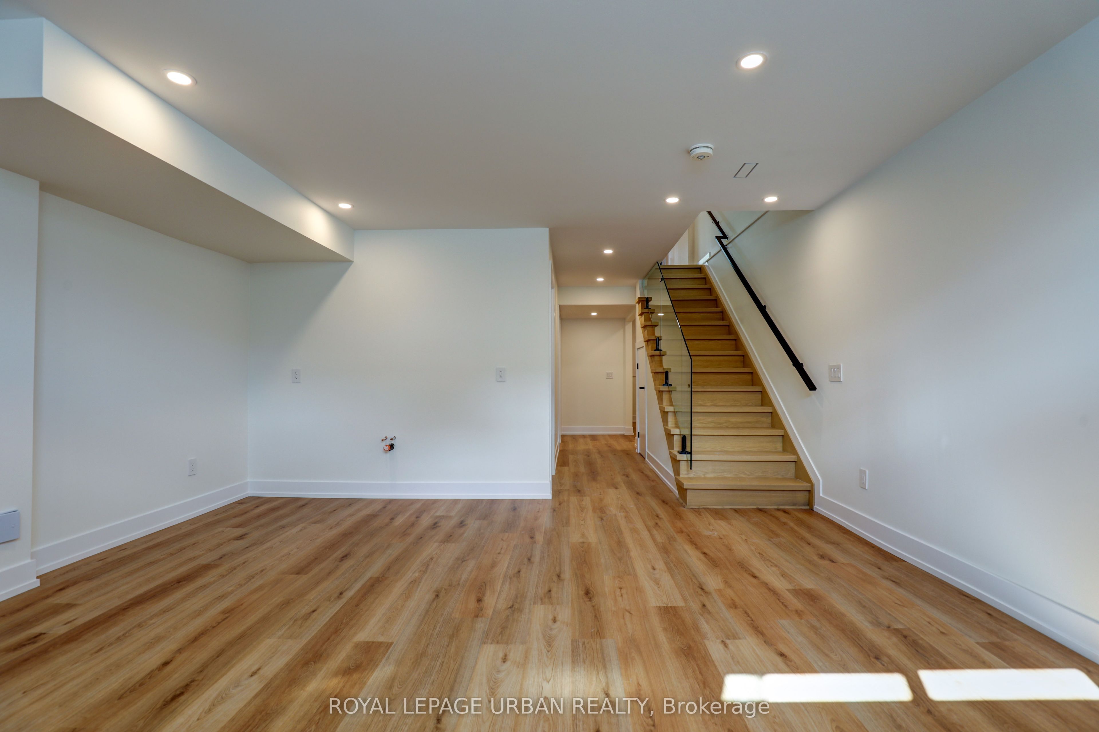128 Floyd Avenue Property Photo 29