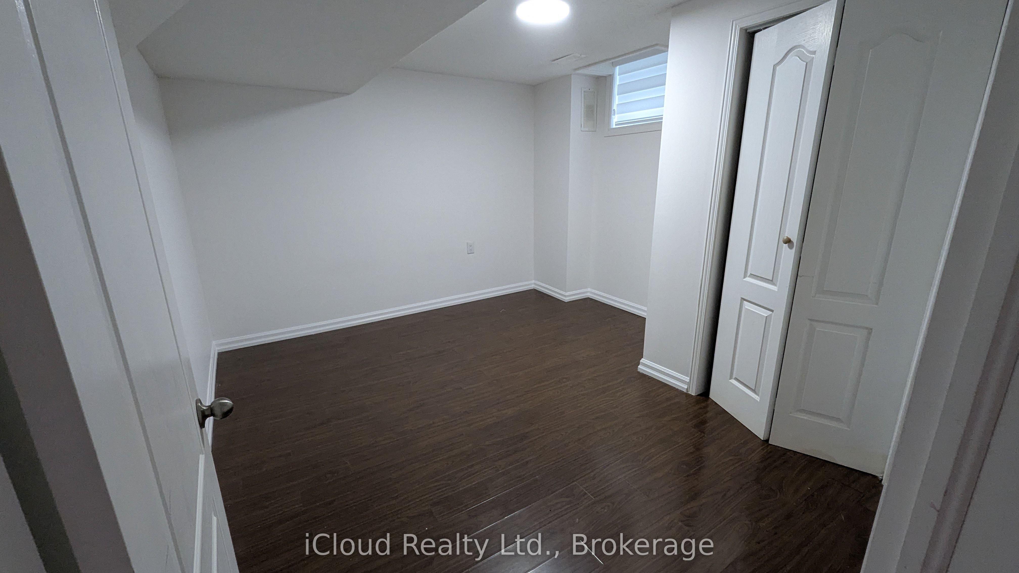 53 Seward Crescent Lower Level Property Photo 5
