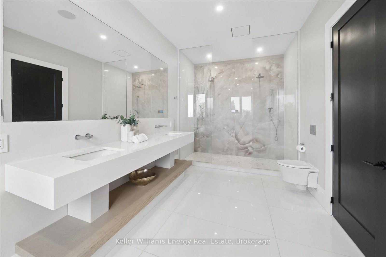 3122 Highway 2 Property Photo 18