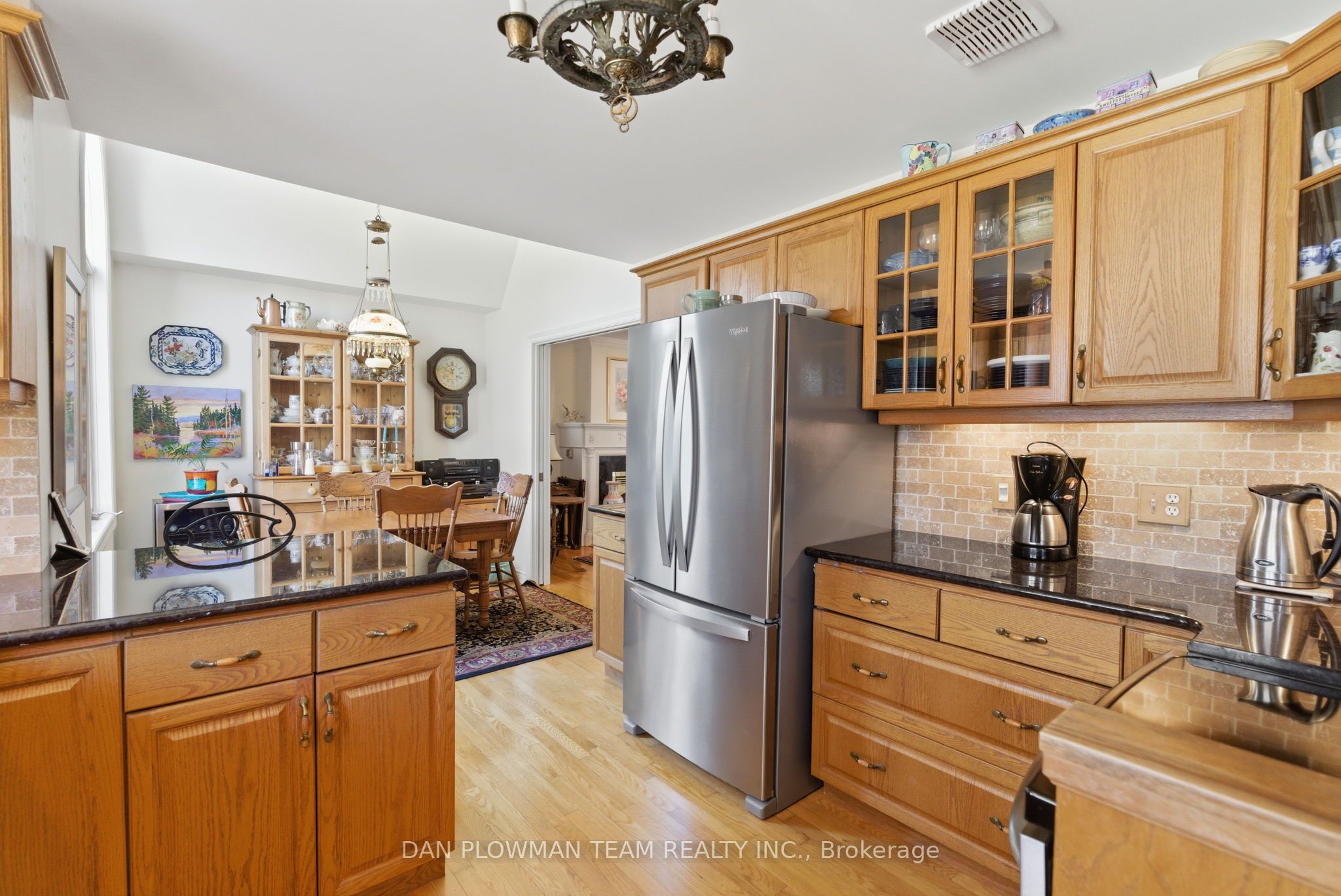 10 Barrington Place Property Photo 6