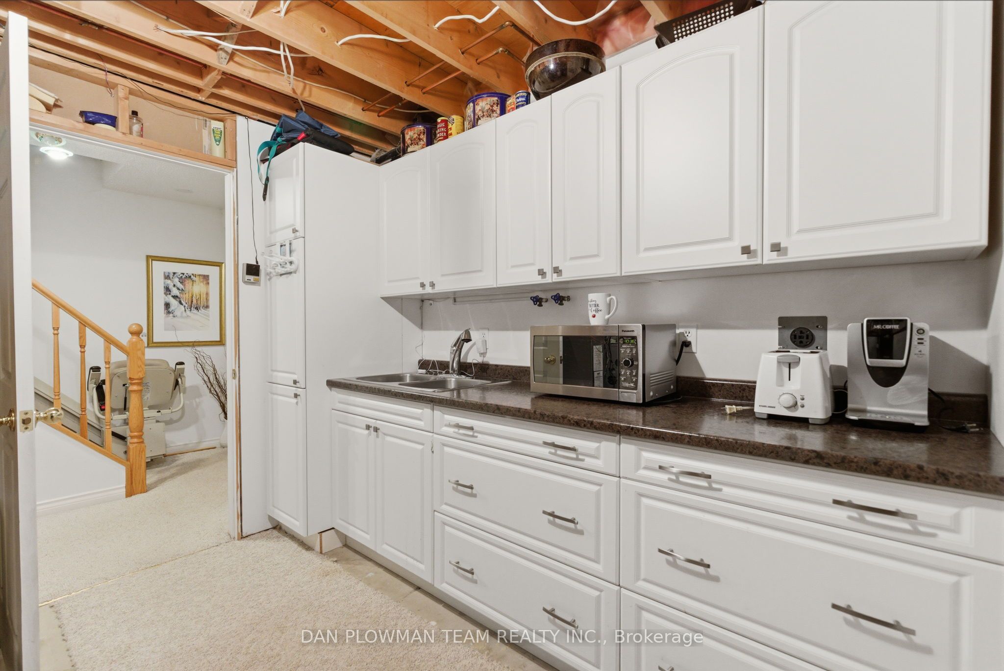 10 Barrington Place Property Photo 33